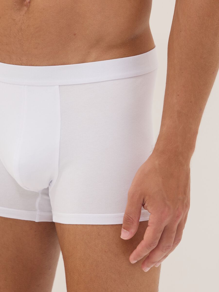 Multipack di cinque boxer bianchi in cotone organico elasticizzato_3