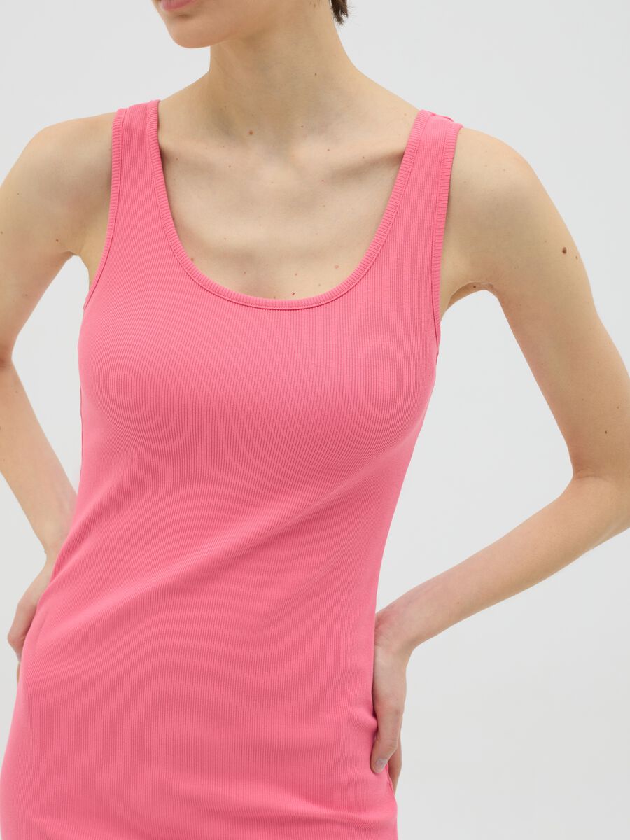 Fitted pink cotton dress with long sleeves_2