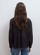 Camicia nera con fantasia floreale e fiocco al collo_3