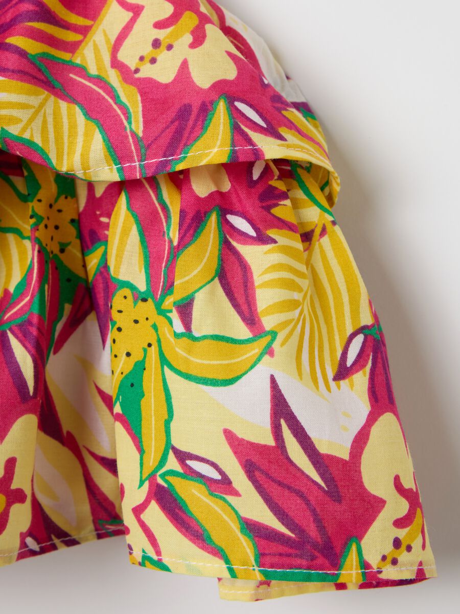 Floral blouse with flounces in cotton_3