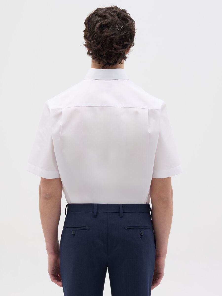 Button-down easy-iron shirt with short sleeves_3