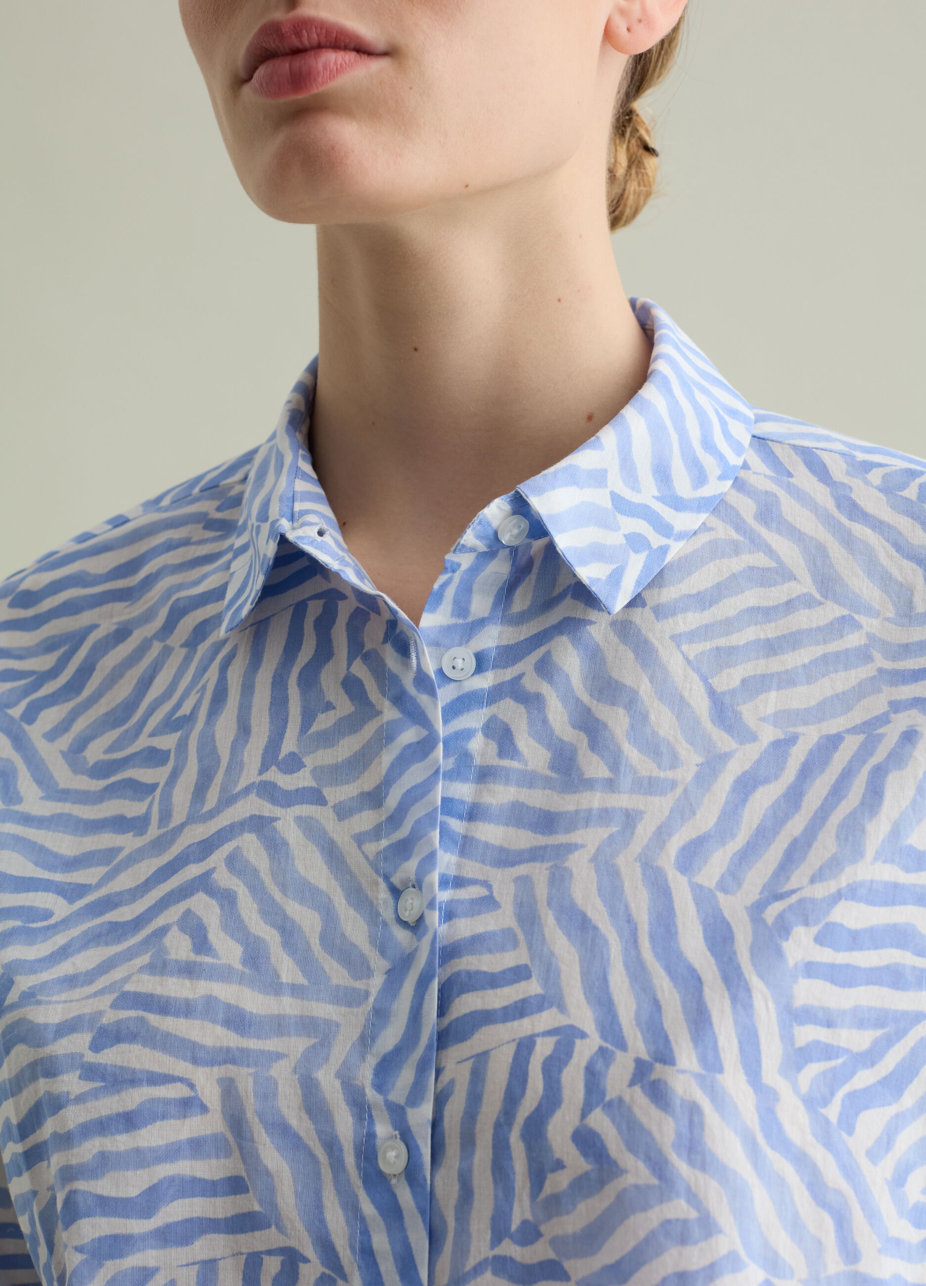 Camicia in cotone con stampa fantasia