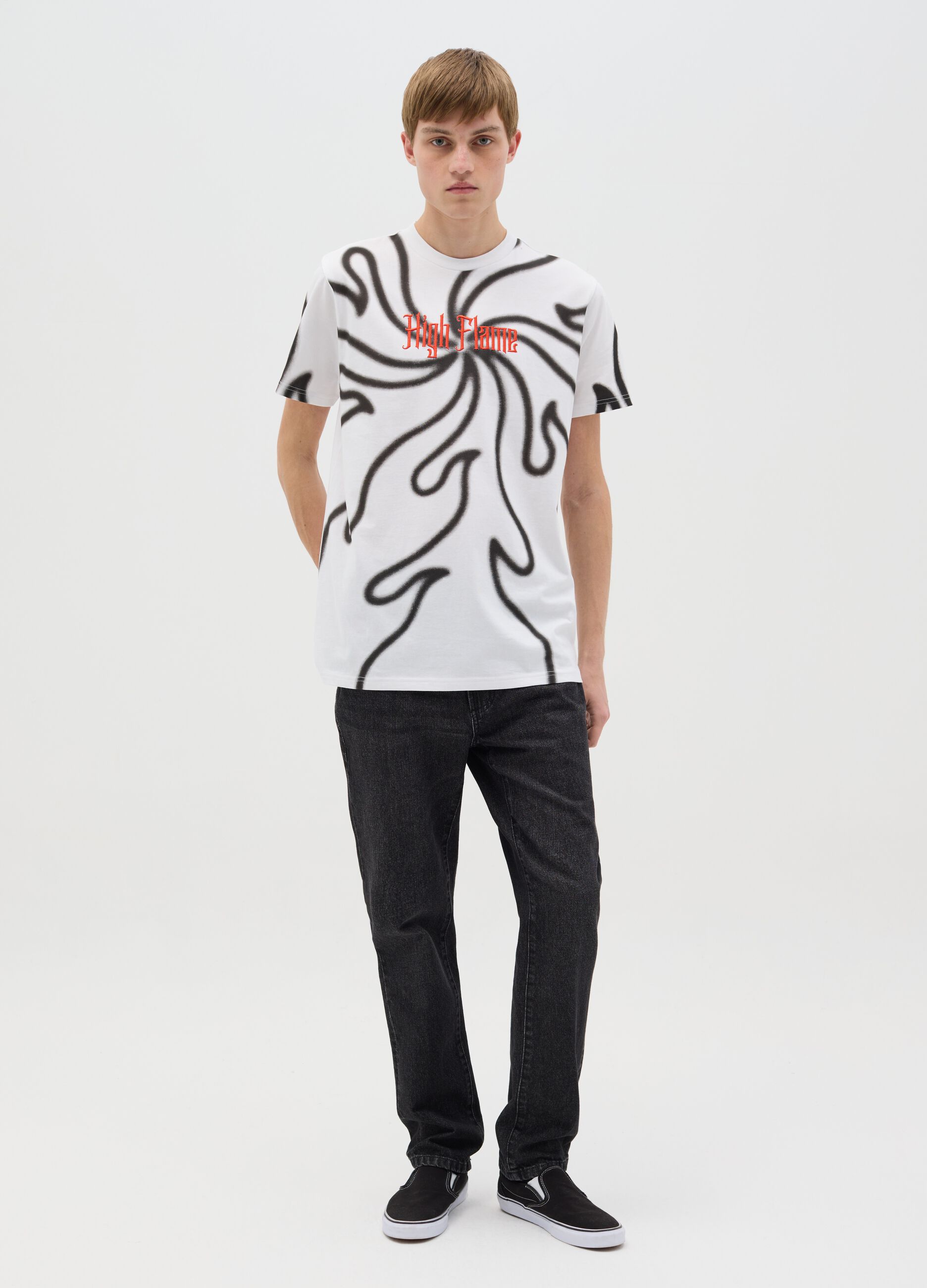 White and black T-shirt with flames print