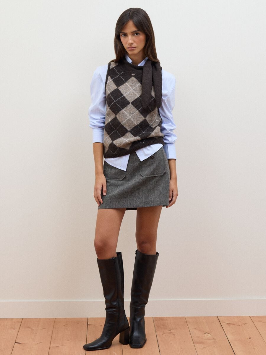 Brown stretch wool gilet with stand collar_2