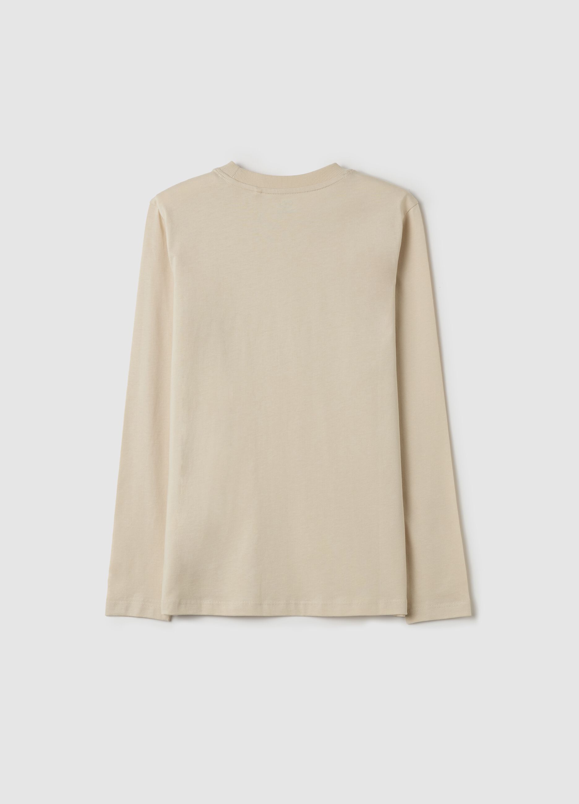 T-shirt with long sleeves and "Step Aside" print