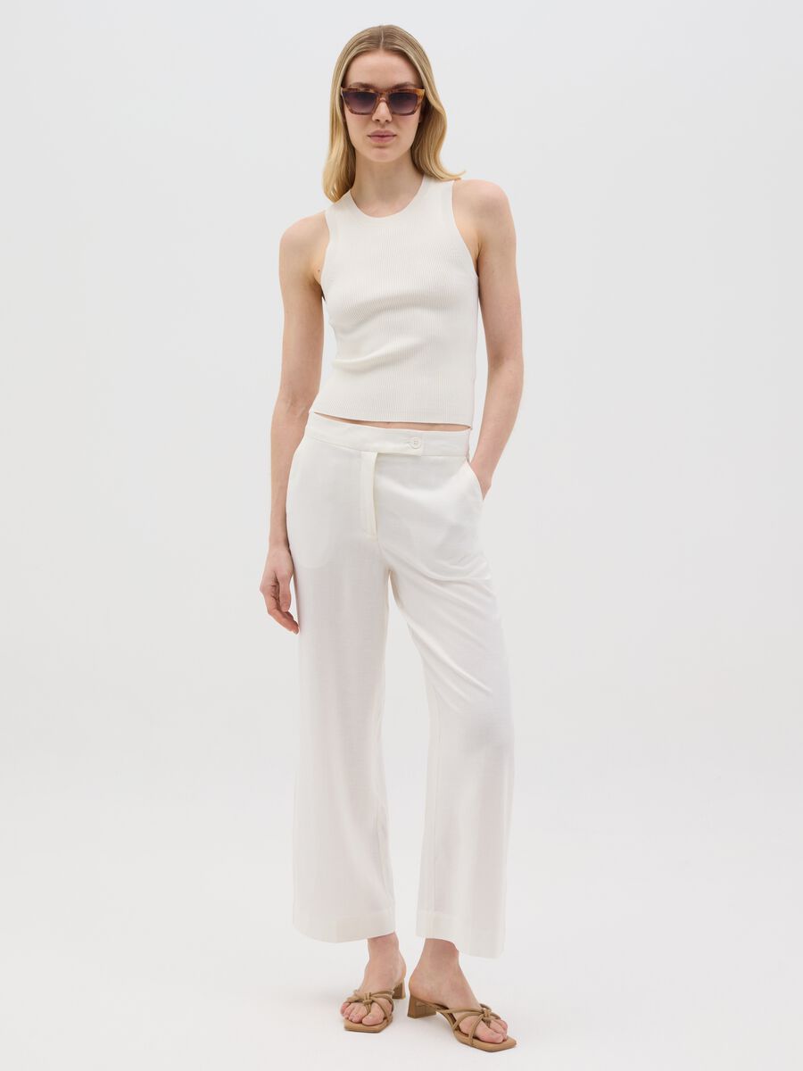 Women’s white regular-fit trousers in viscose and linen blend_0