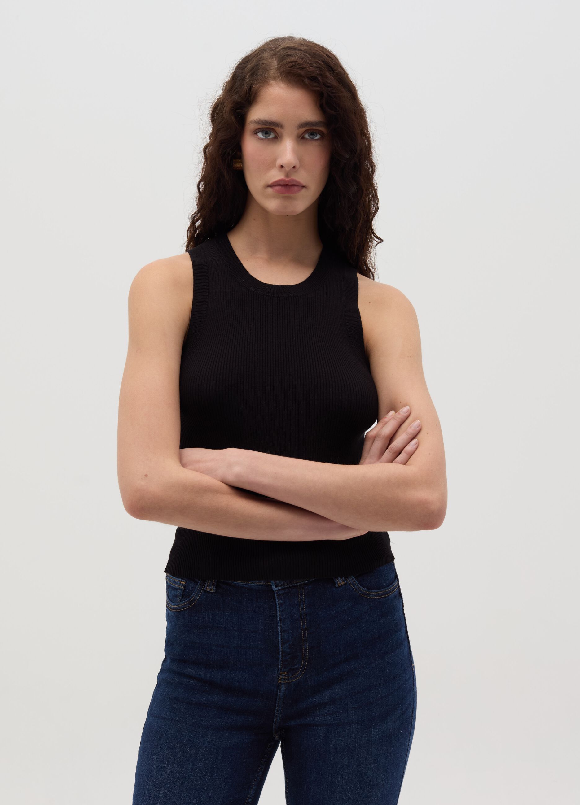 Ribbed tank top with halter neck
