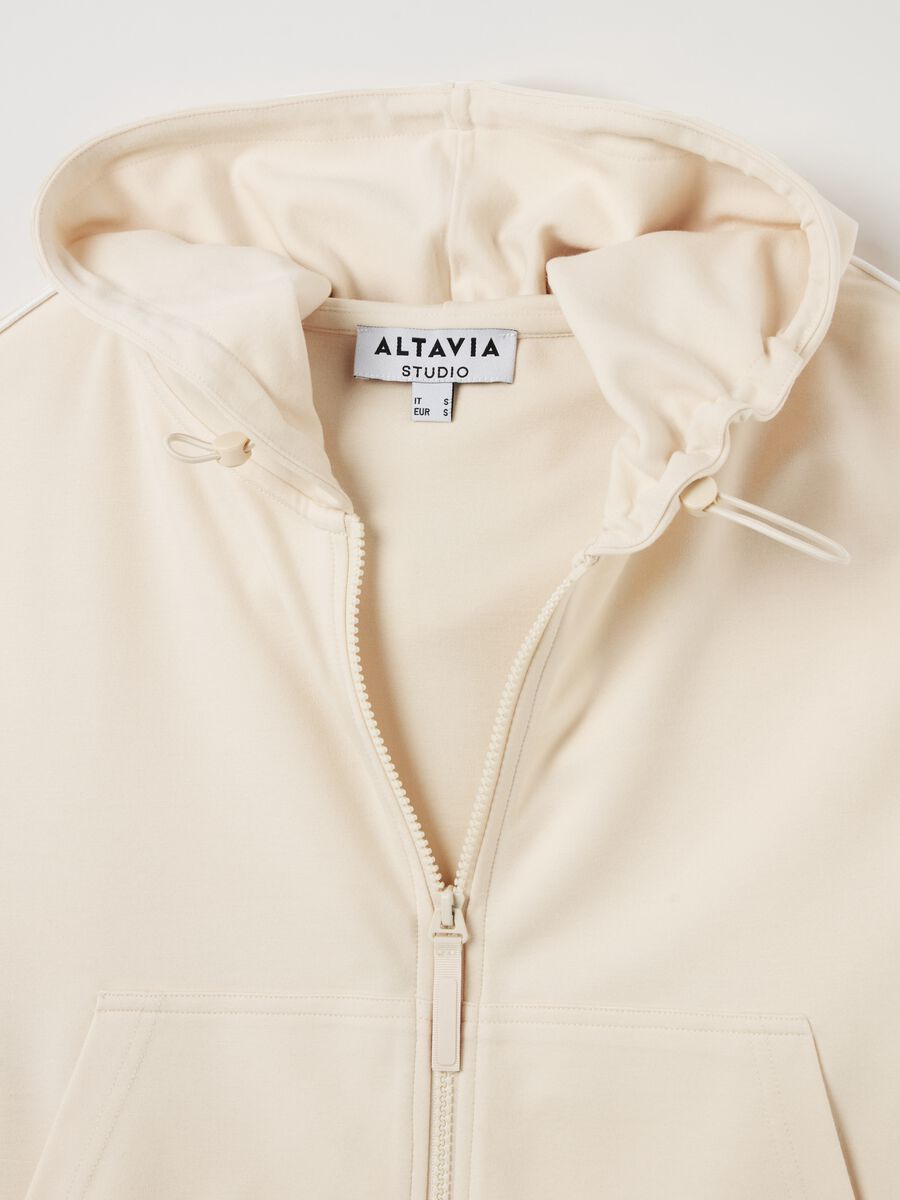 ALTAVIA STUDIO crop full-zip sweatshirt with hood and piping_5