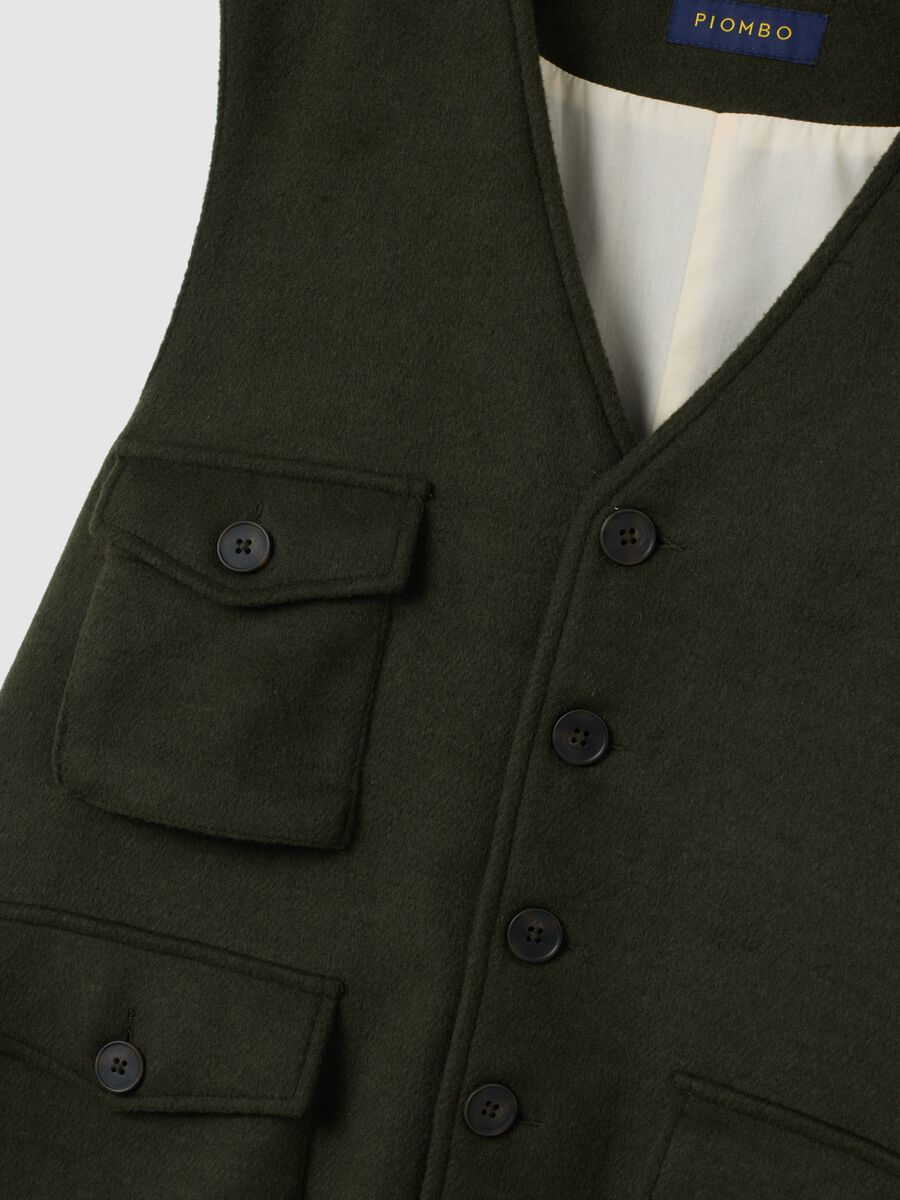 Green Vest with Multiple Pockets_1