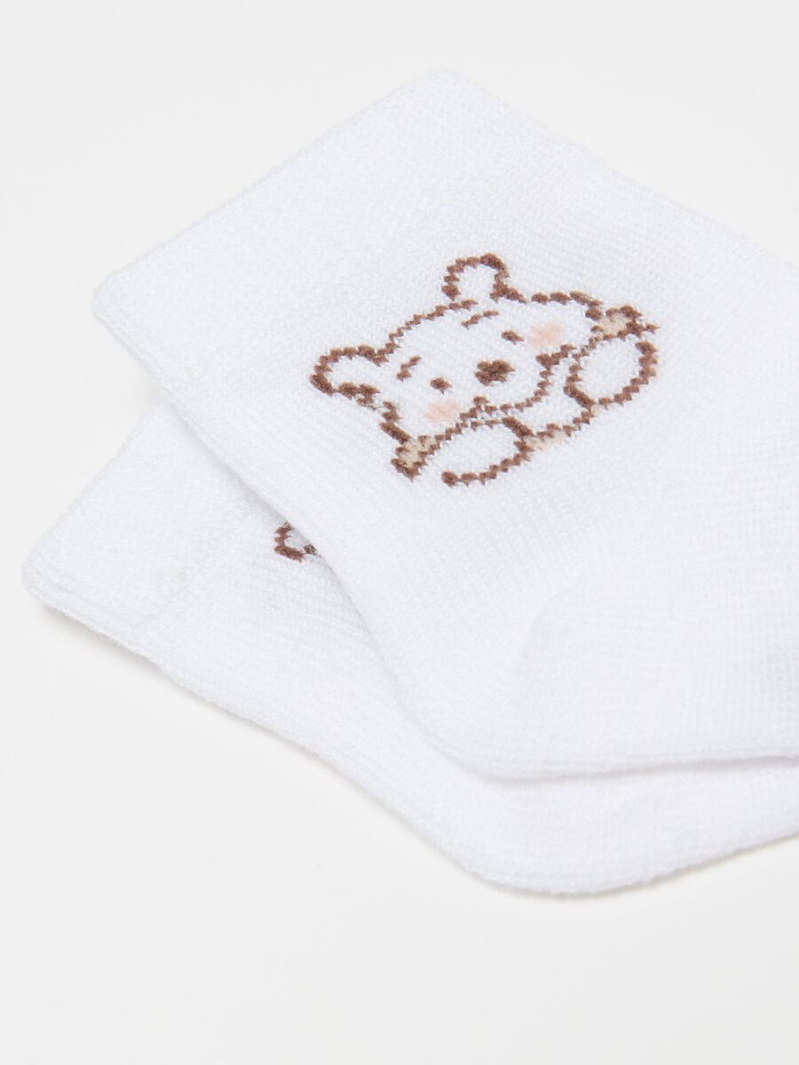 Two-pair pack short socks with Winnie the Pooh design_1