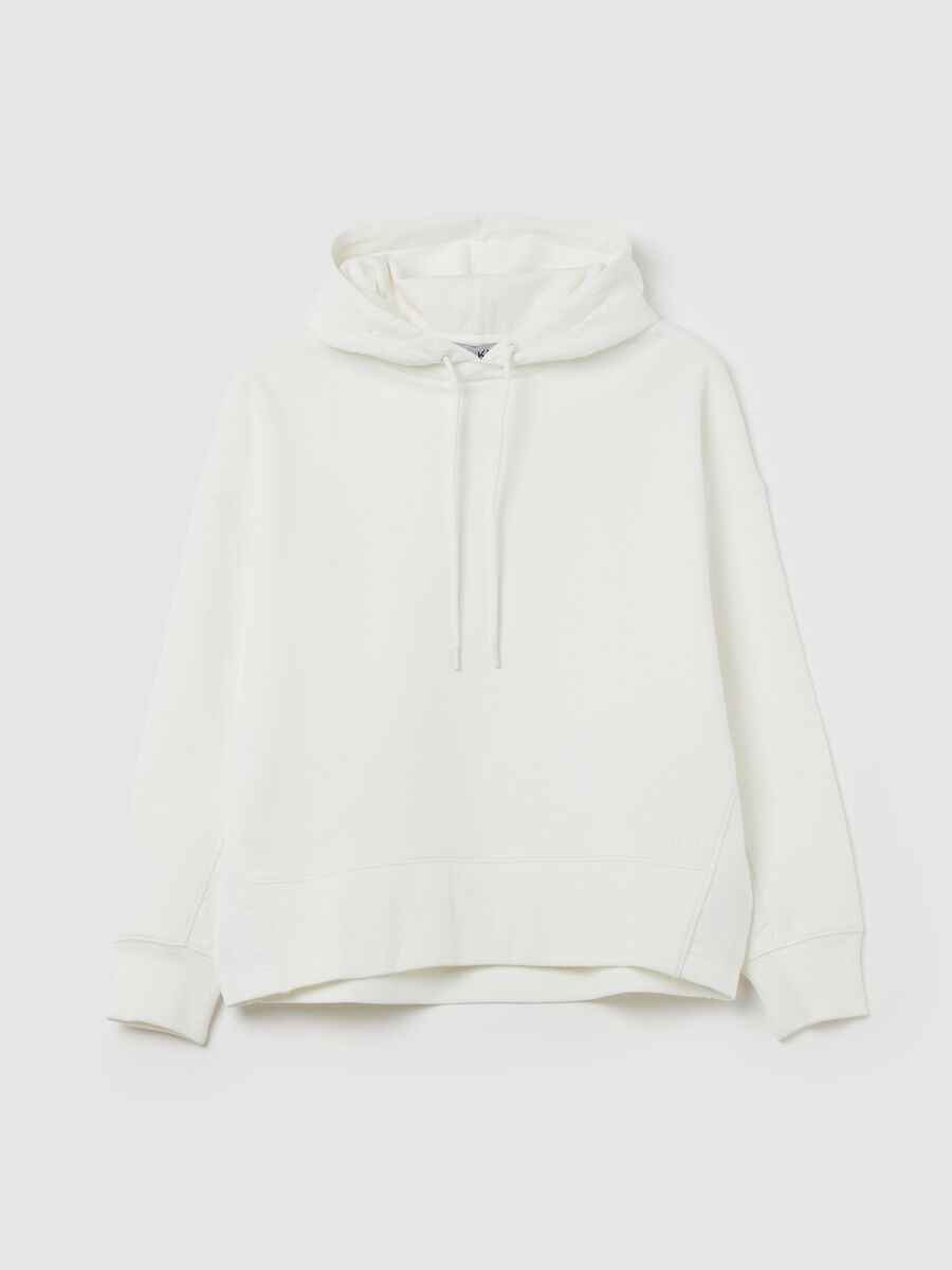 Hooded sweatshirt_4