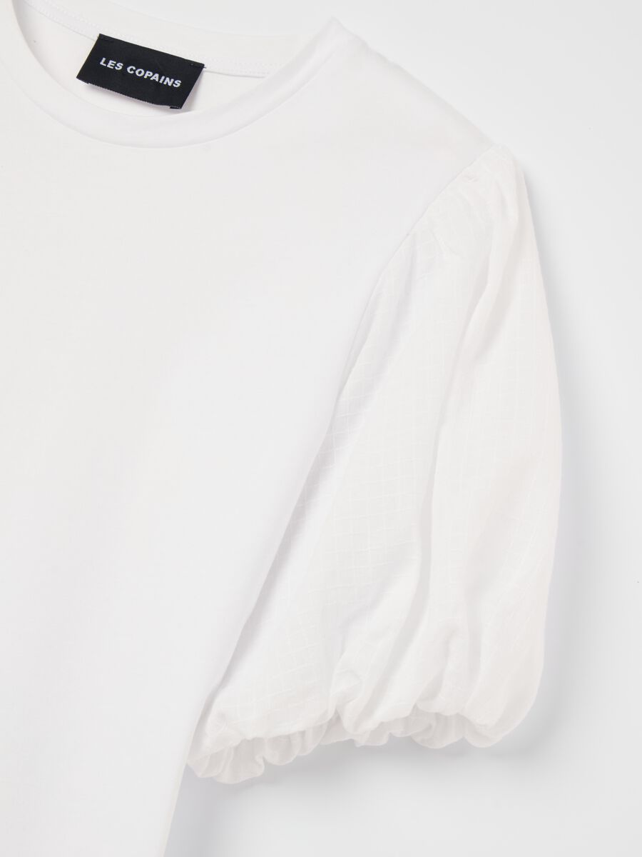 T-shirt with puff sleeves_5