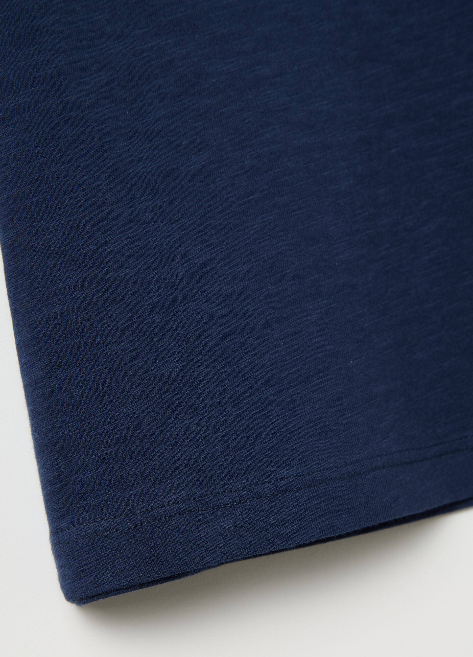 T-shirt in cotone con scollo rotondo