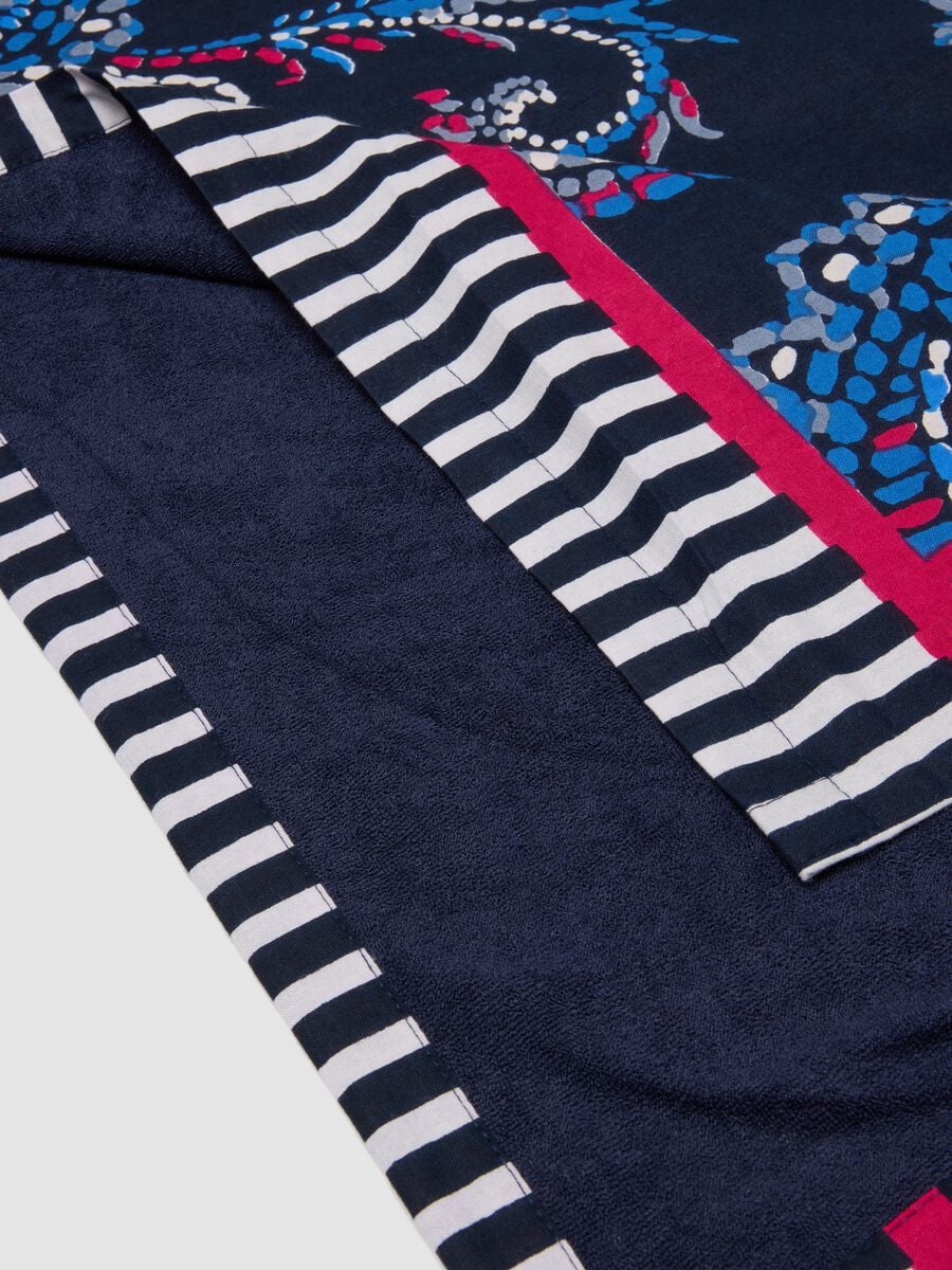 Blue pure cotton beach towel with paisley print_1