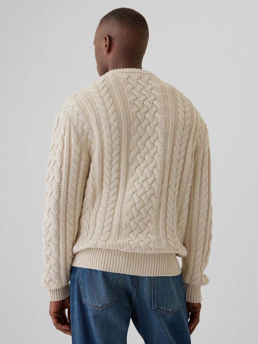 Pullover with cable-knit design_2