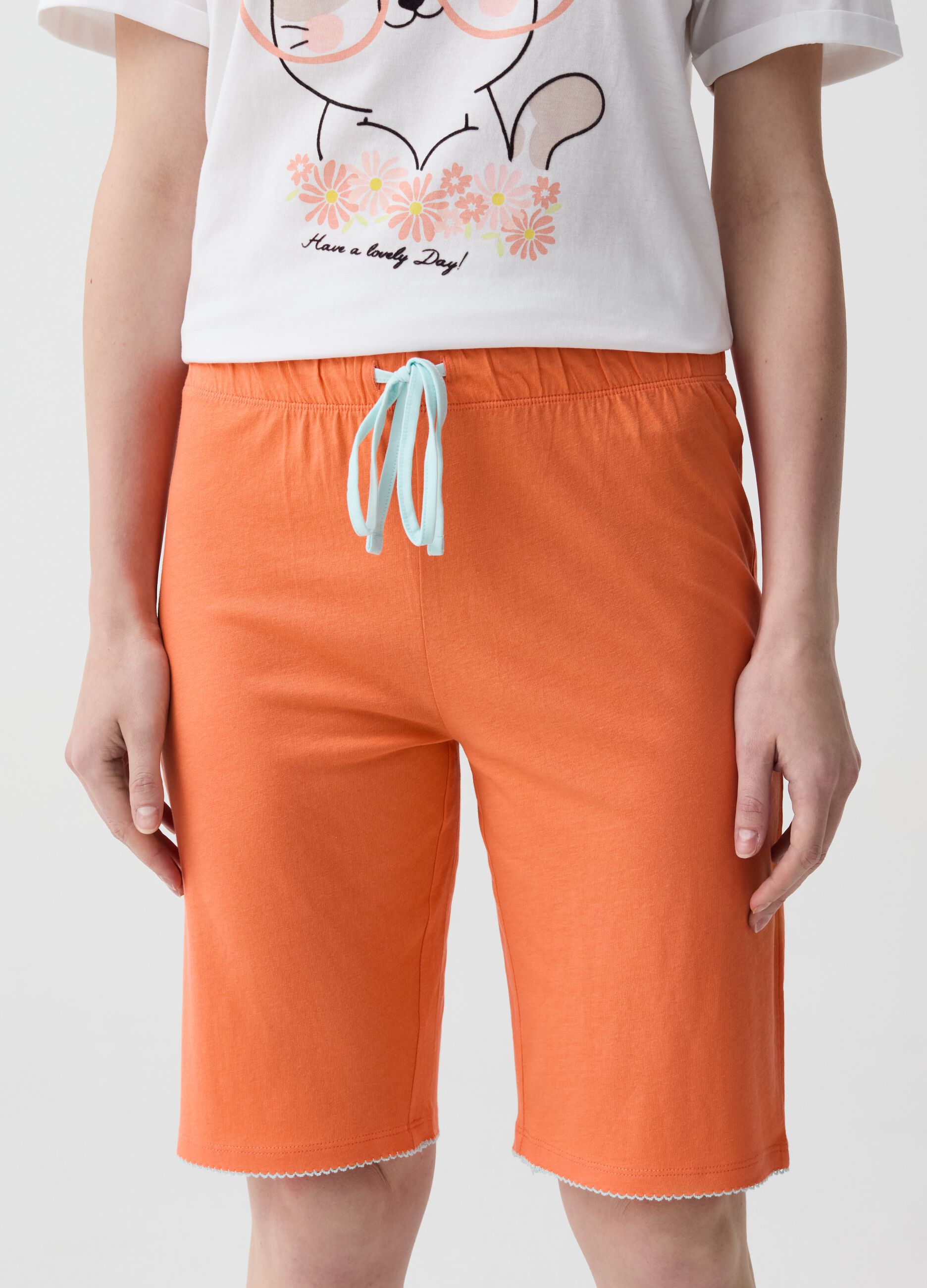 Short pyjama trousers with drawstring