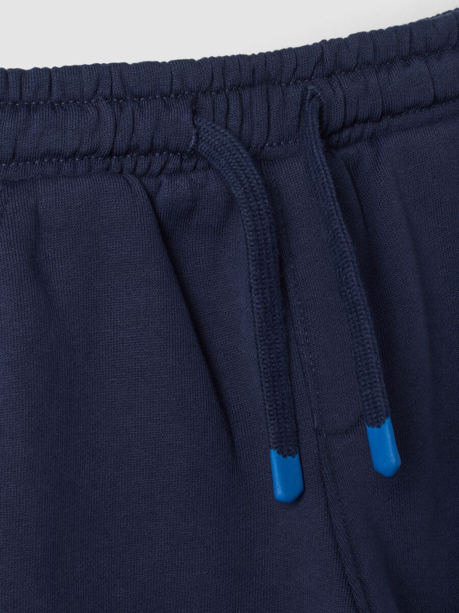 Pantaloni jogger blu in puro cotone con vita elasticizzata_2