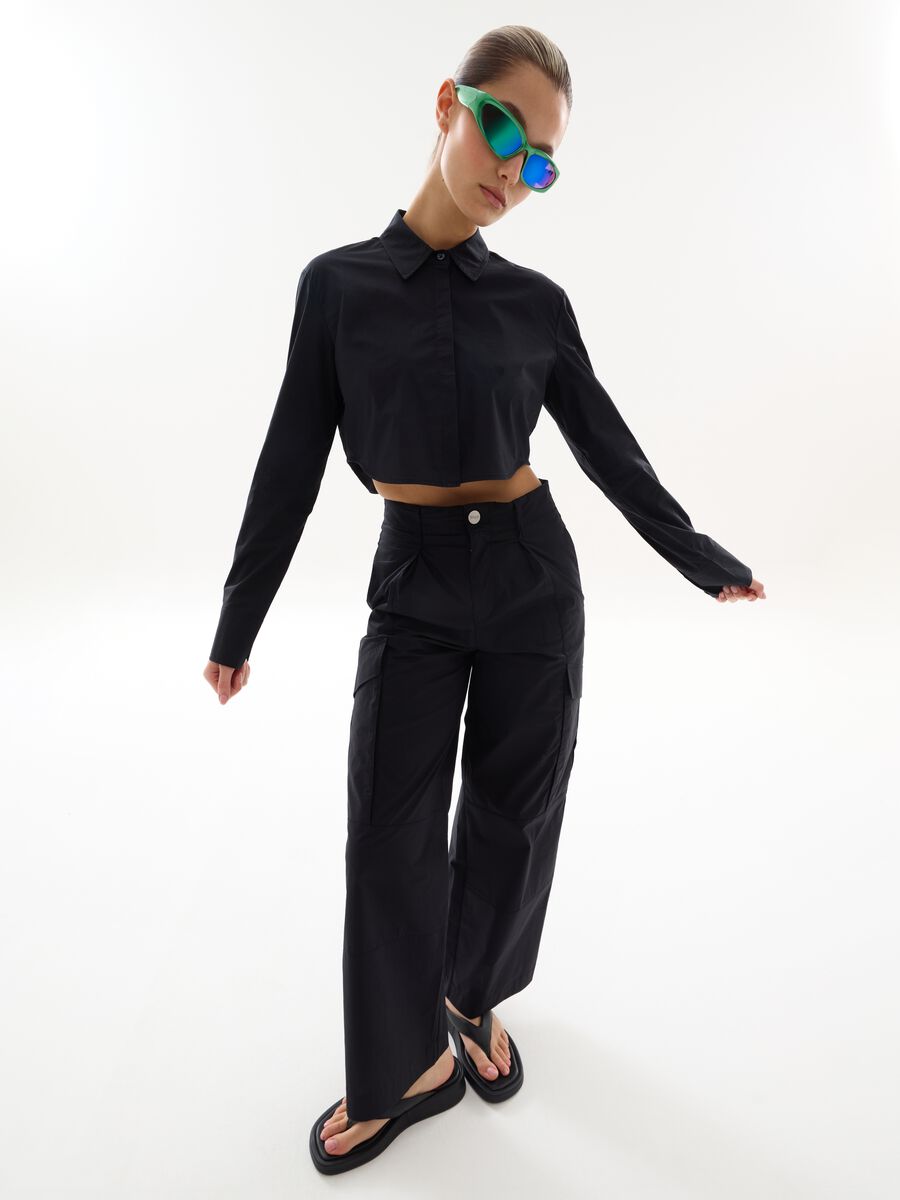 Light Wide-Leg Cargo Trousers Black_0