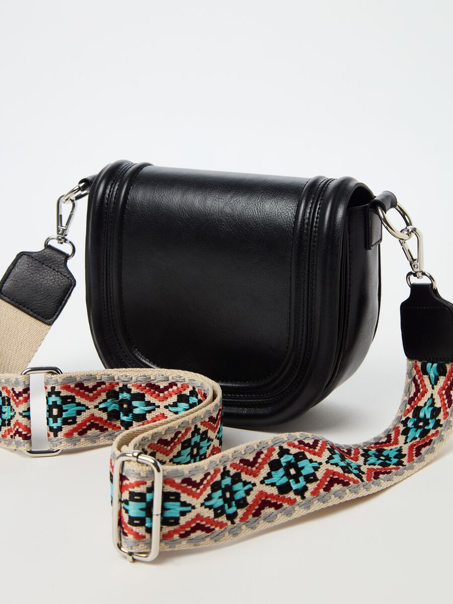 Bag strap with geometric pattern_1