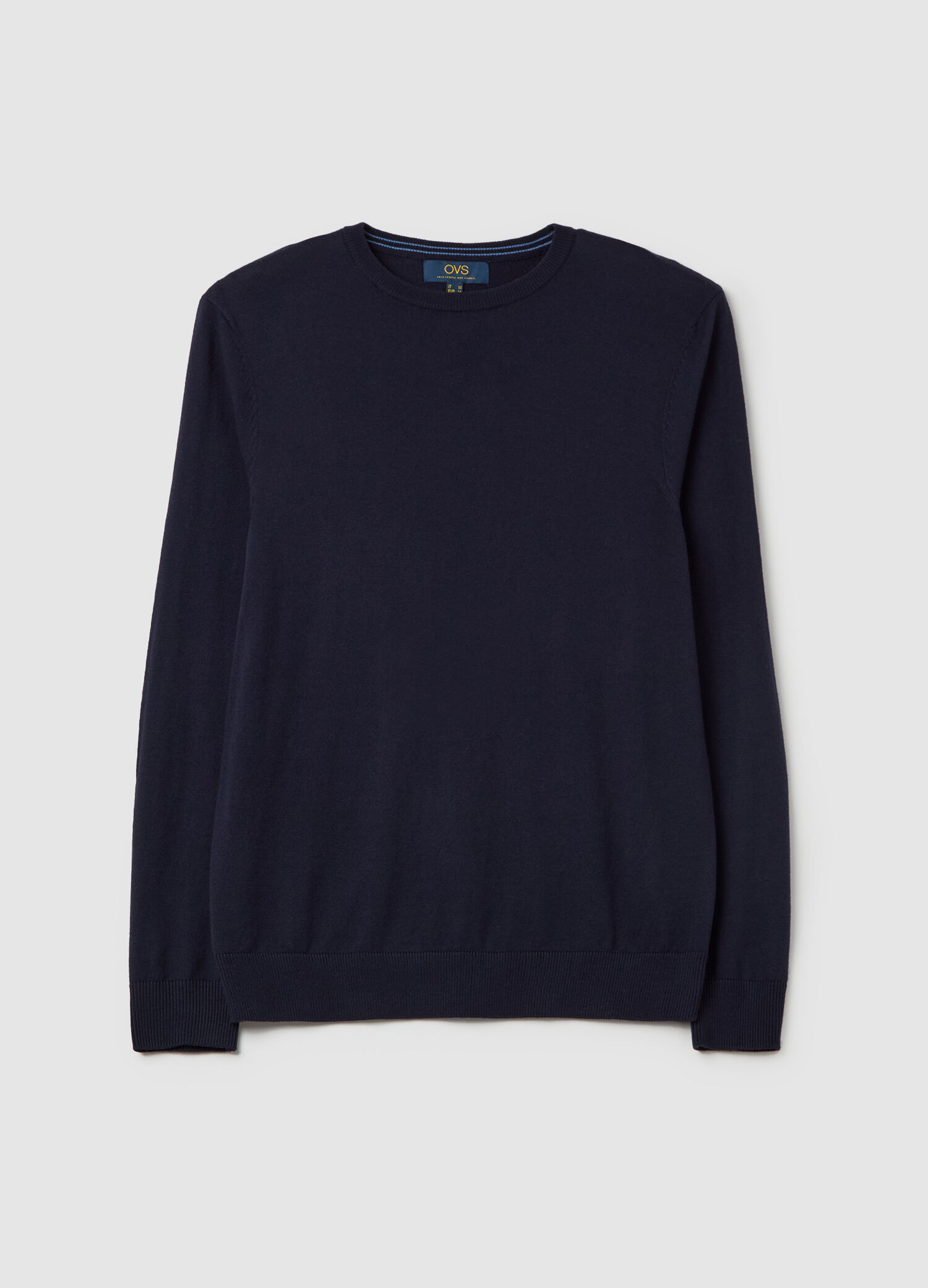 Round neck pullover