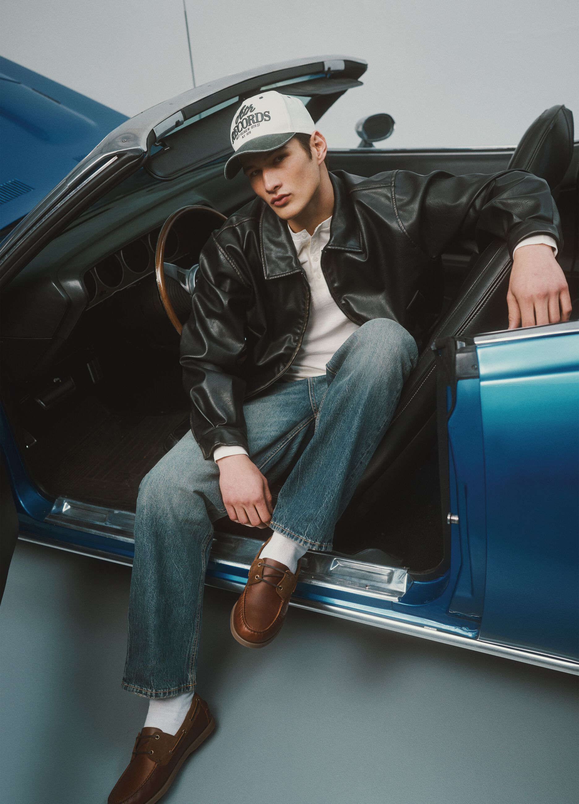 Brown padded oversized jacket with zip