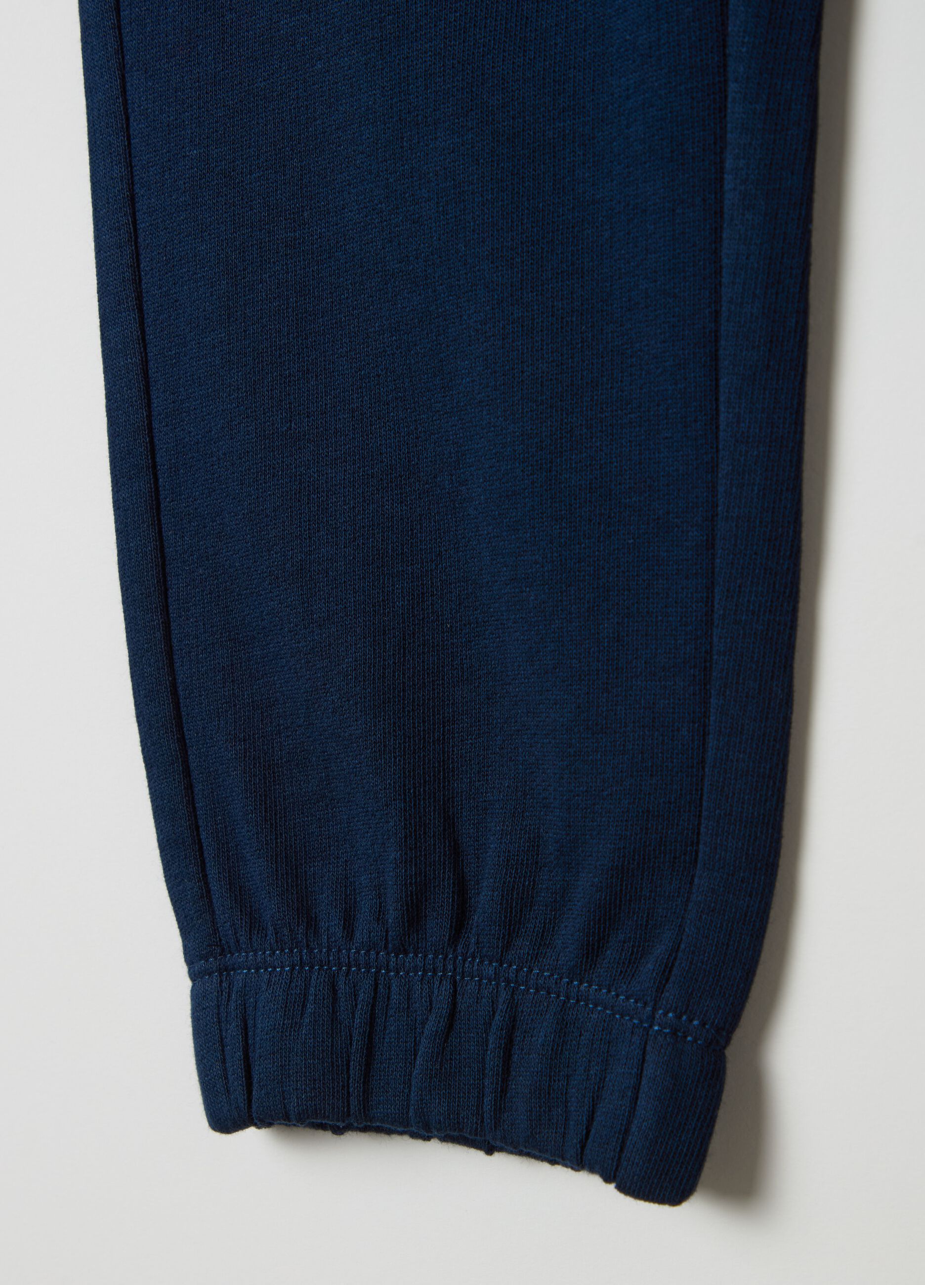 Fleece joggers with drawstring