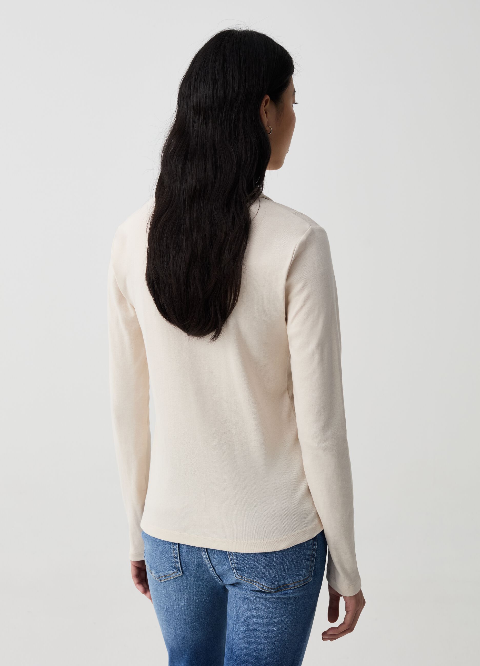 Long-sleeved T-shirt with polo neck