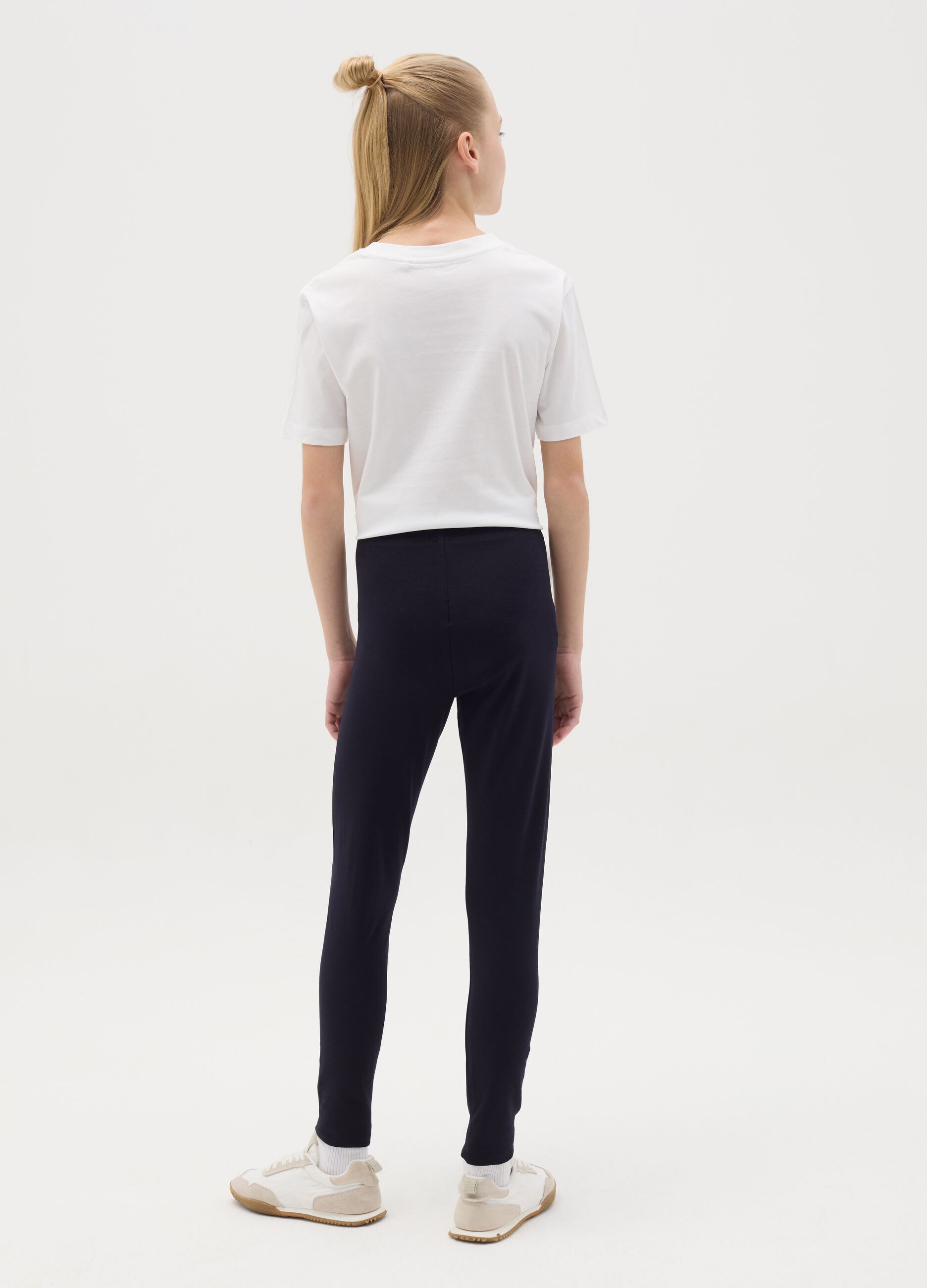 Solid colour stretch leggings