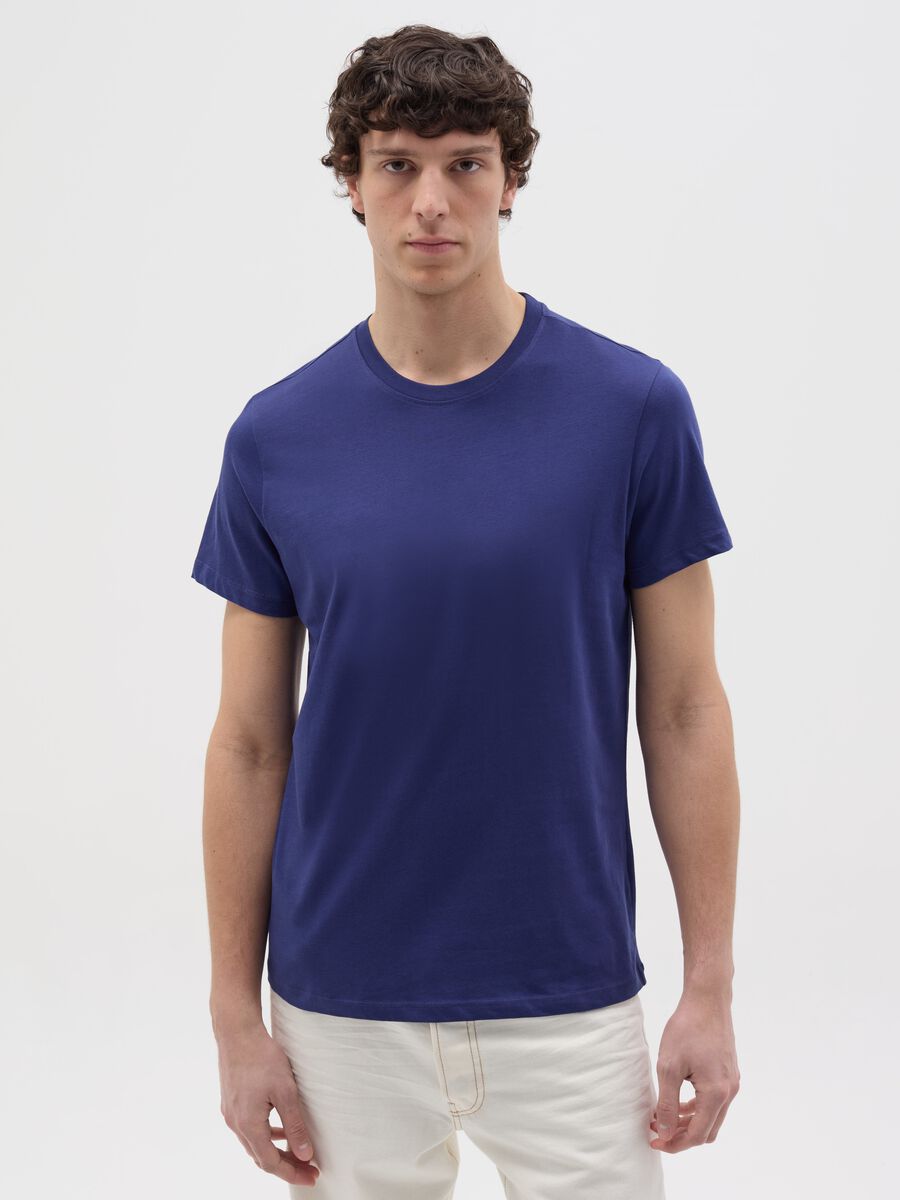 Relaxed-fit T-shirt with round neck_0