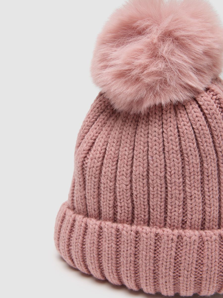 Cappello da bambina rosa con pon pon_1