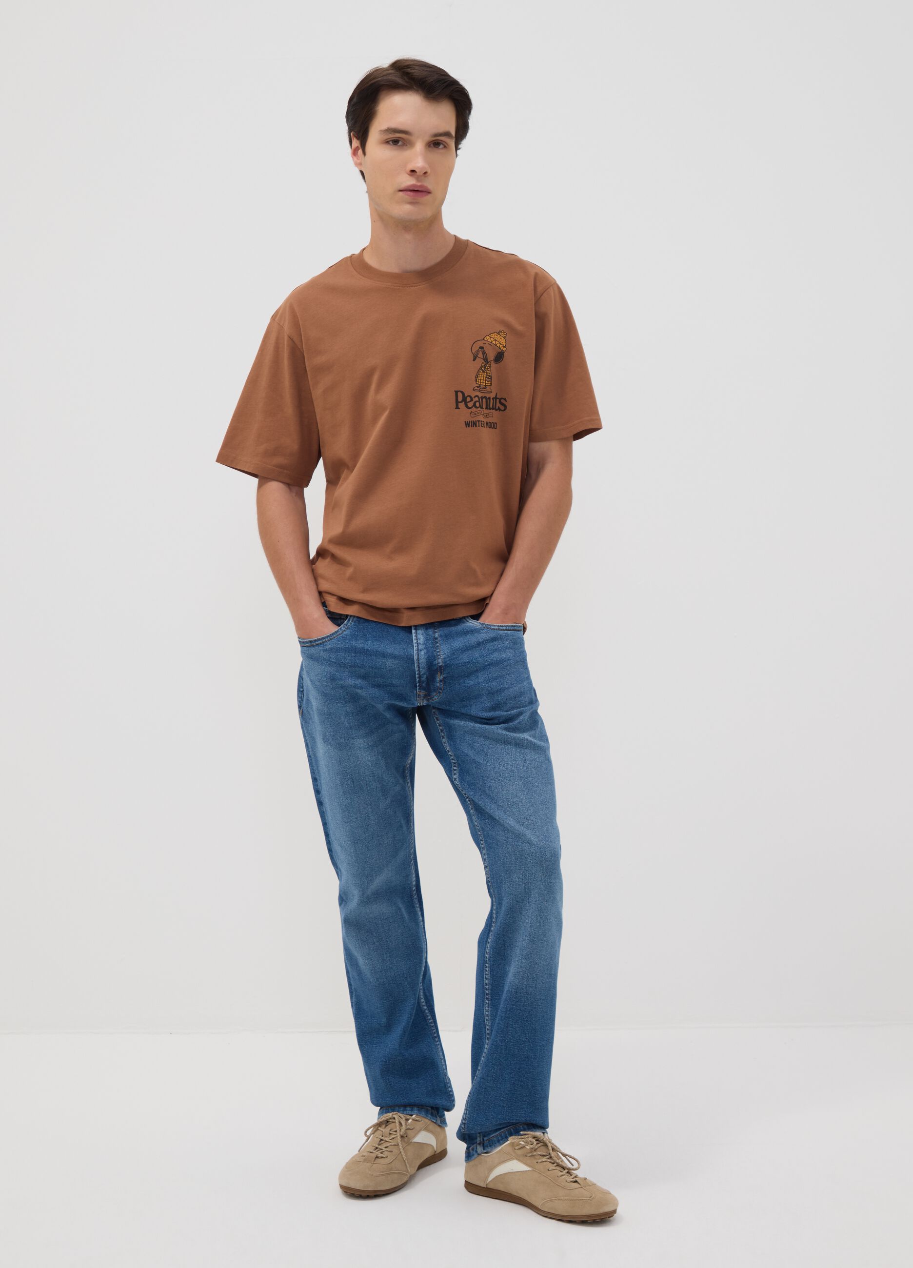 Brown pure cotton Peanuts print T-shirt, relaxed fit
