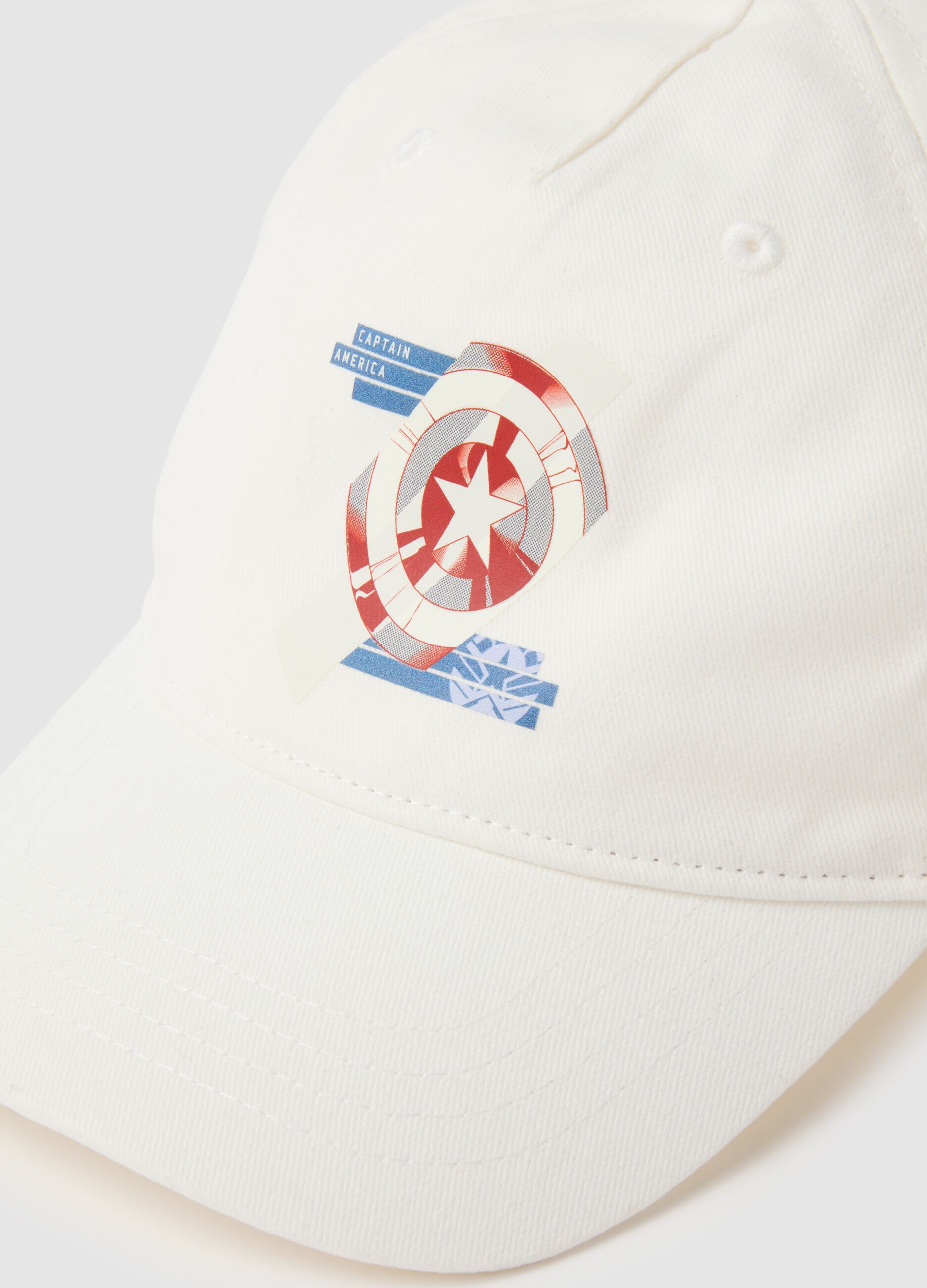 Baseball cap with Captain America print