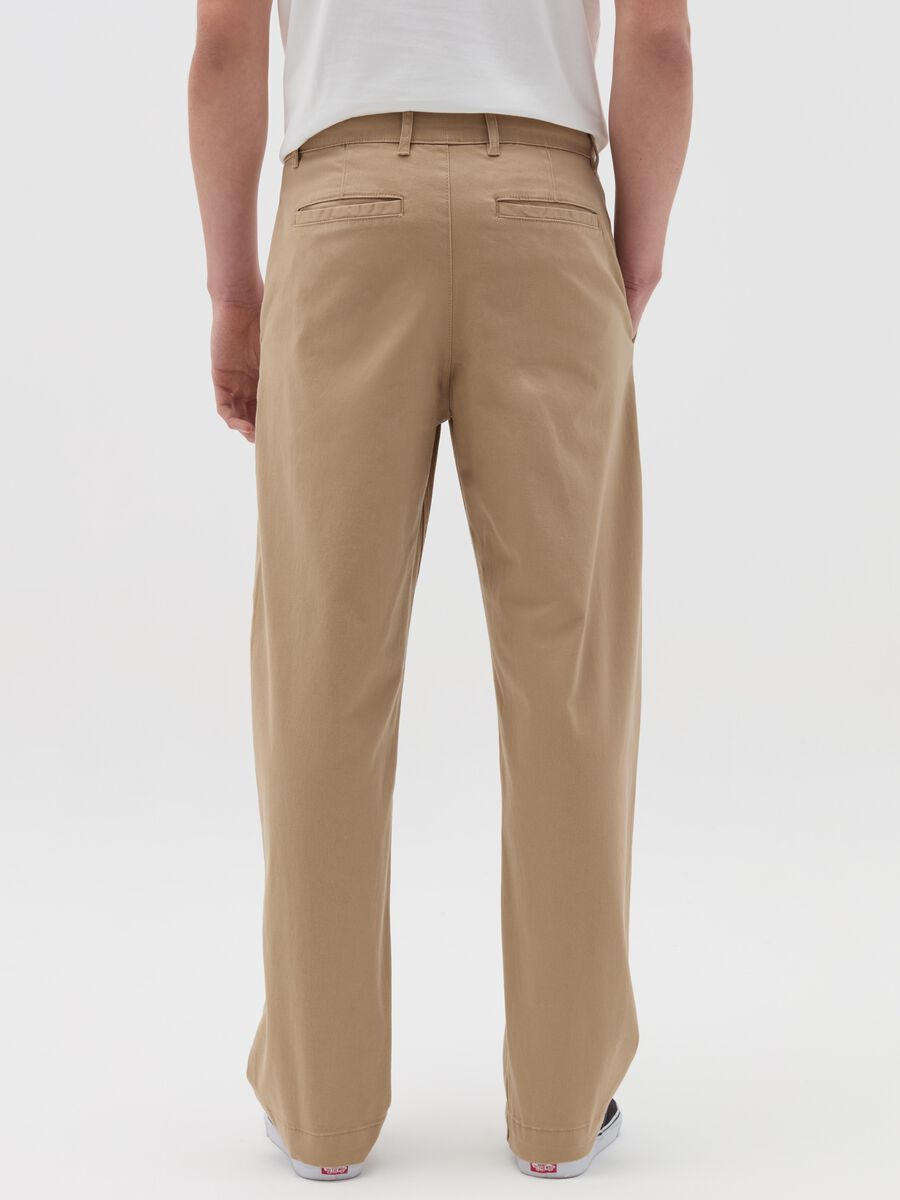 Baggy trousers with "Hero" embroidery_3