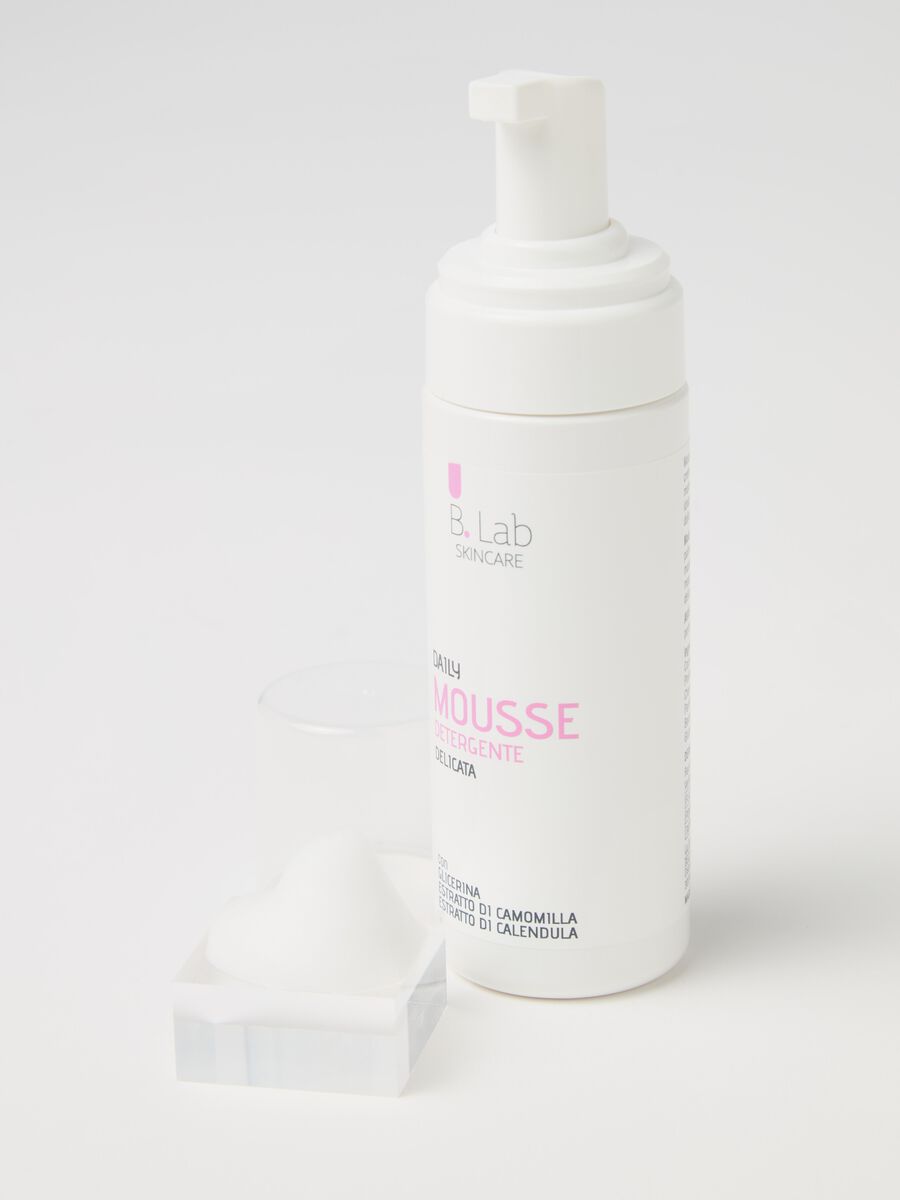 Mild daily cleaning mousse_2