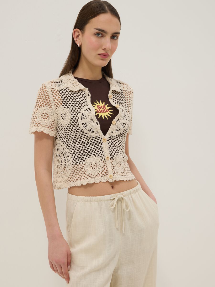 Camicia in misto cotone beige regular fit con lavorazione a maglia_0