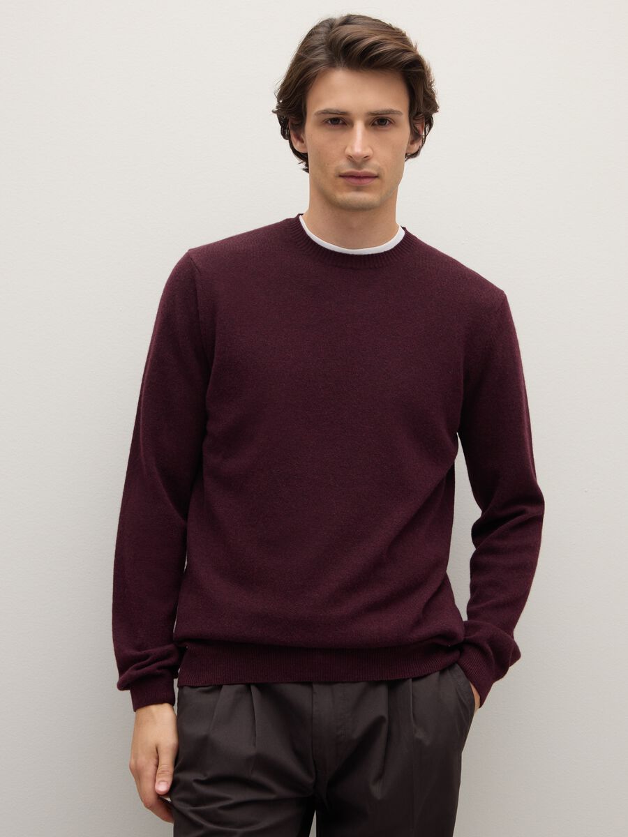 Pullover girocollo viola in puro lambswool regular fit_2
