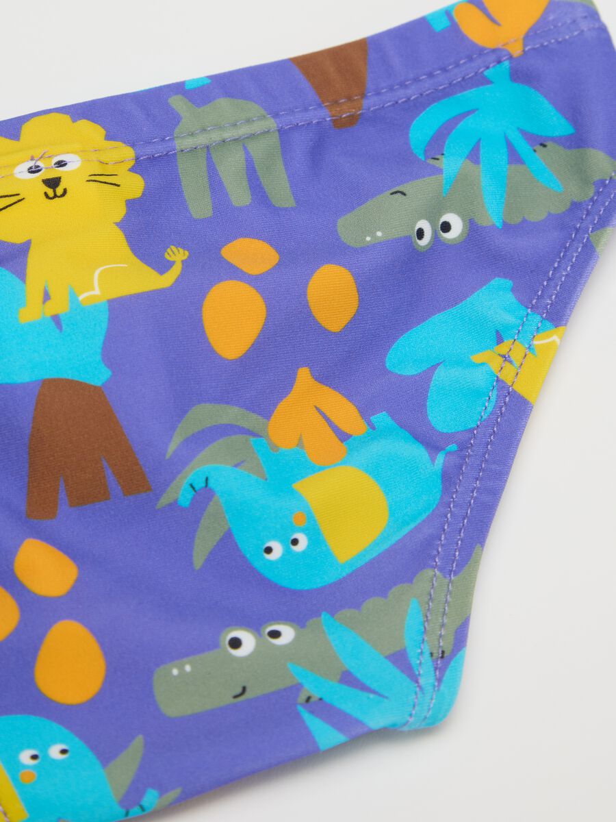 Boys’ swim briefs in multicoloured stretch fabric_3