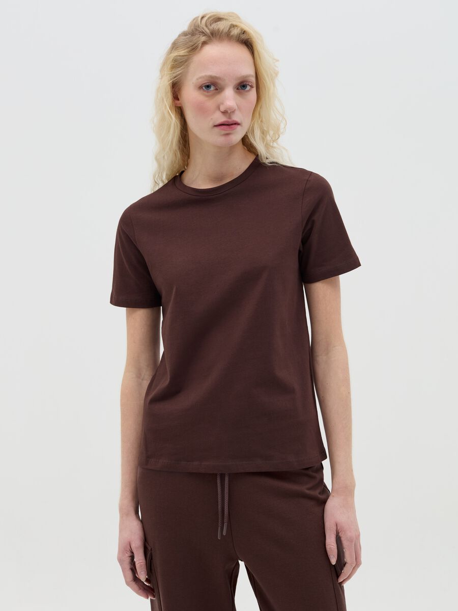 Essential T-shirt in cotton with round neck_0