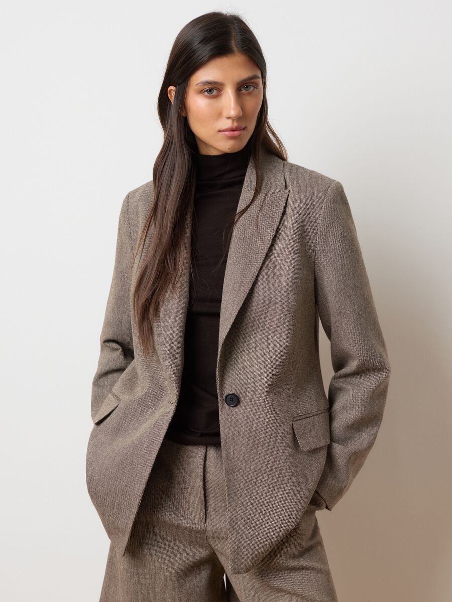 Brown wool blend and polyester blazer_1