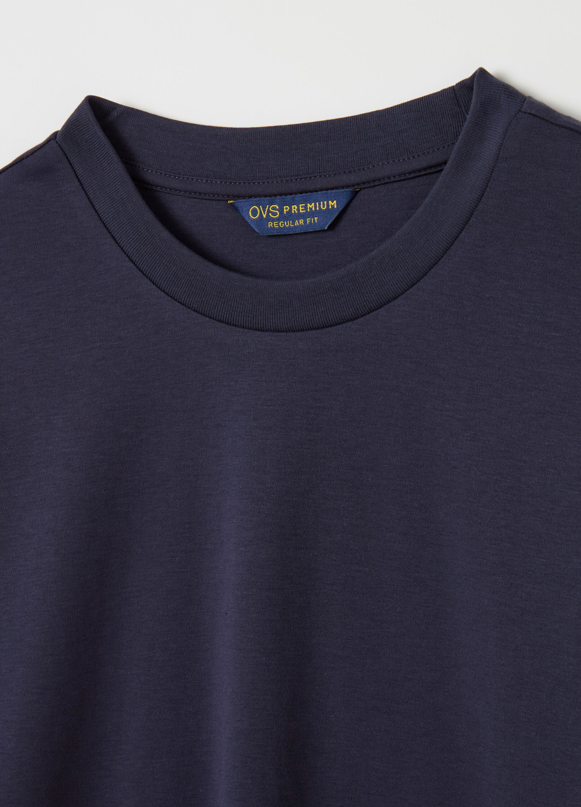 Regular-fit T-shirt with round neck
