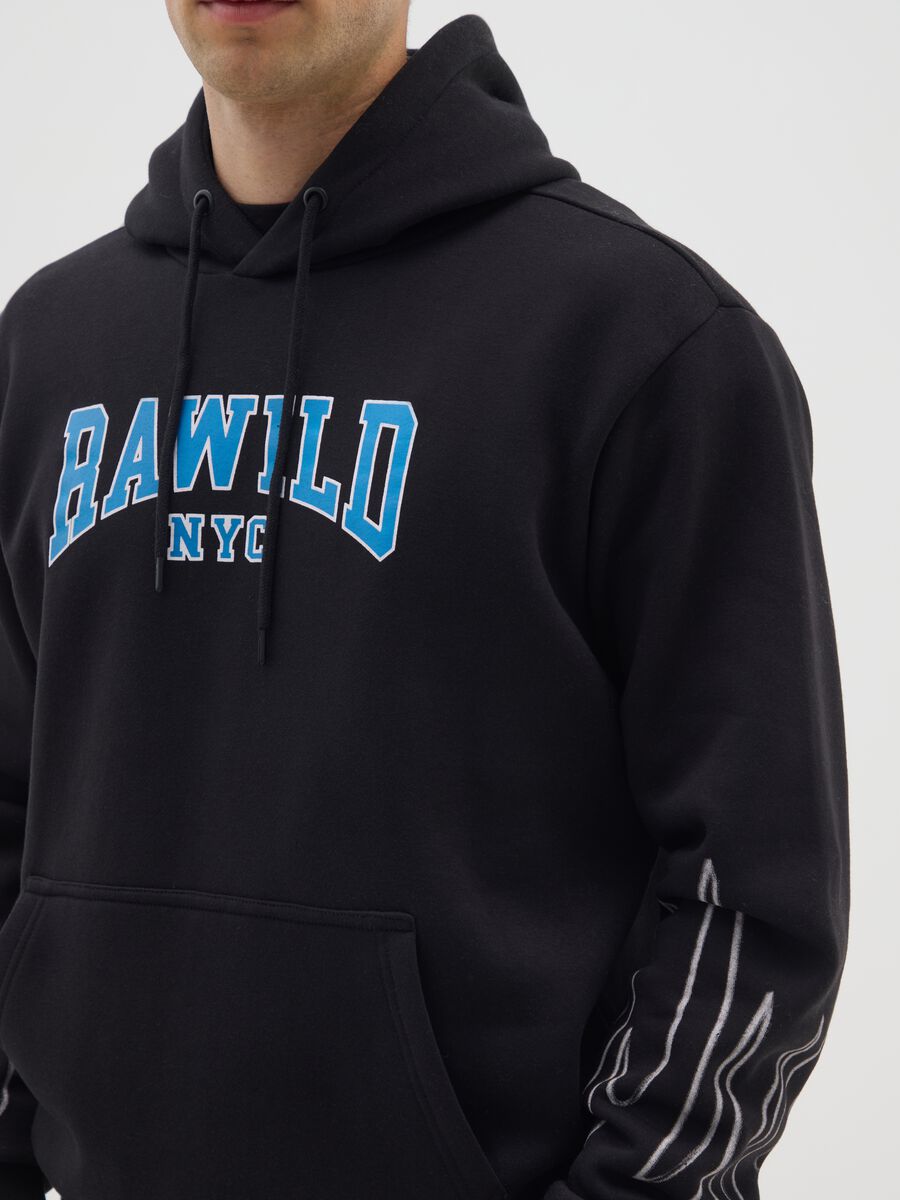 Regular fit black cotton blend hoodie_3