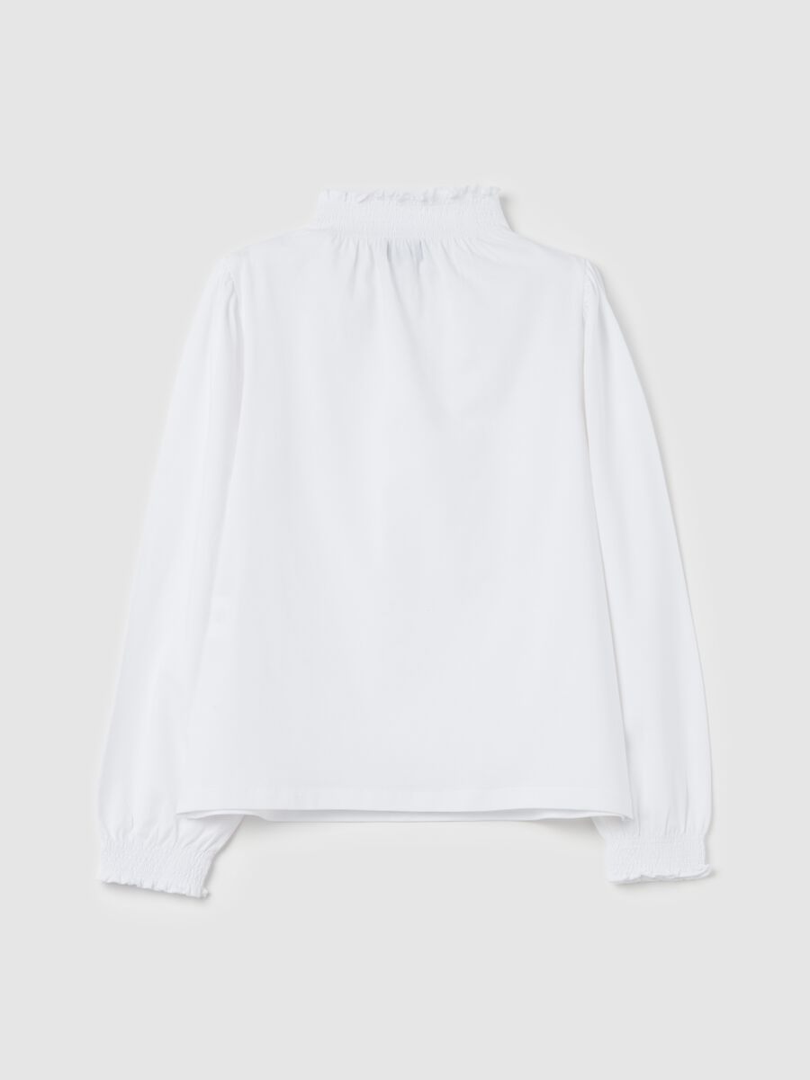 T-shirt with high neck and shirring_1