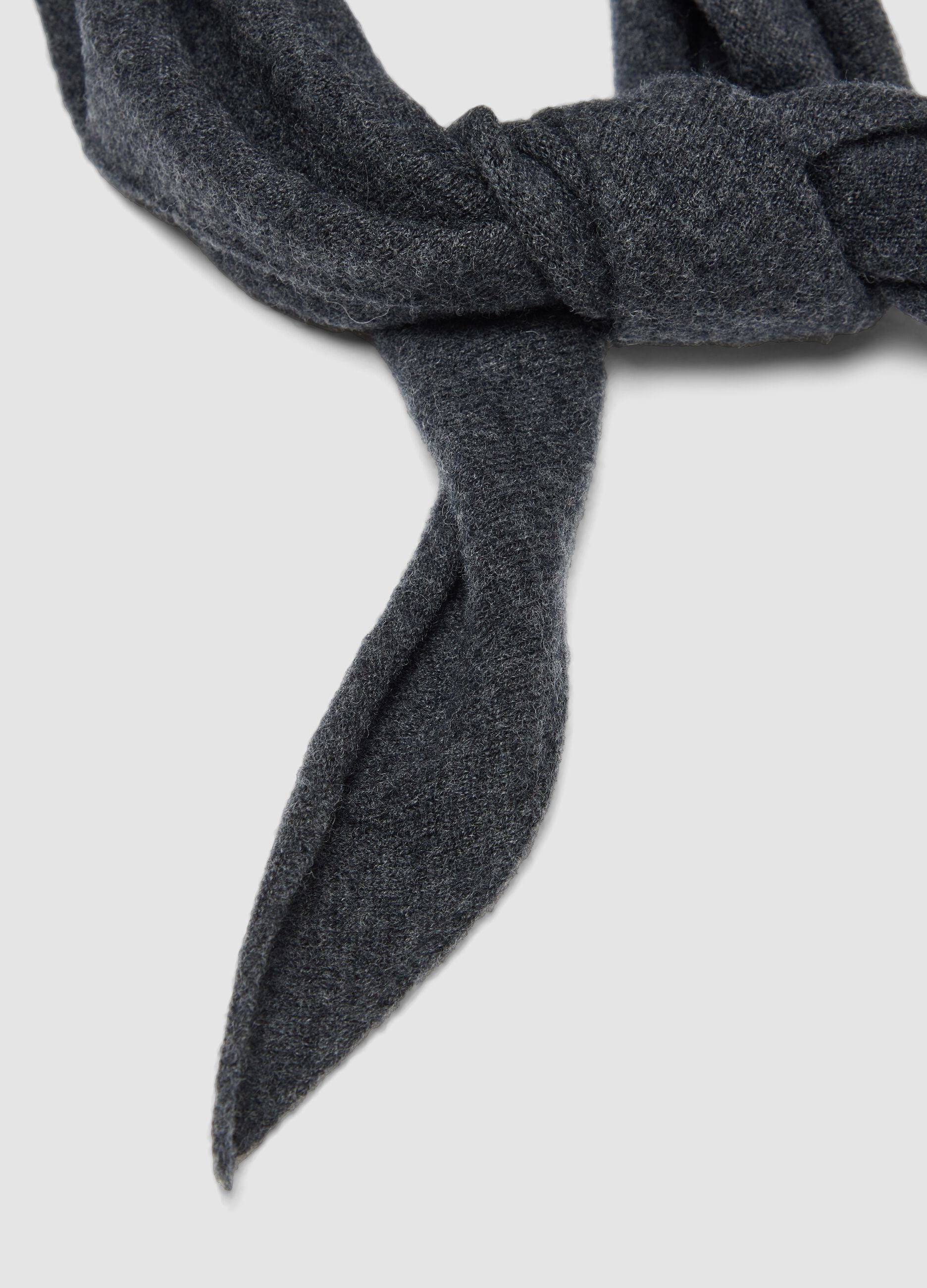 Grey pure wool scarf