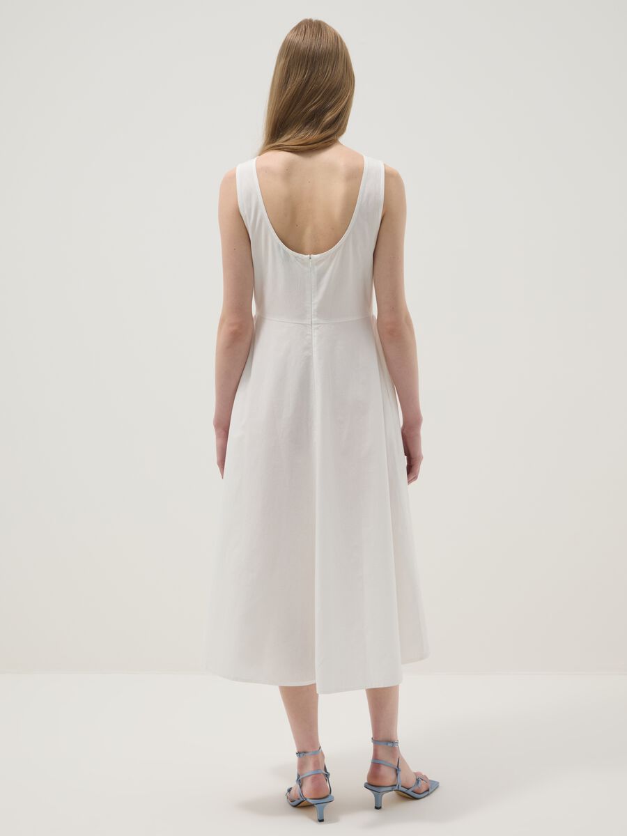 White pure cotton dress with boat neckline_3