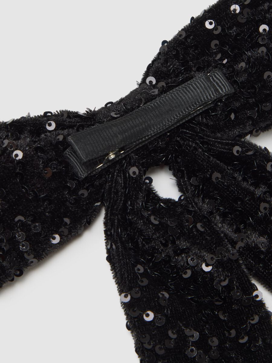 Velvet Black Bow with Sequins_2