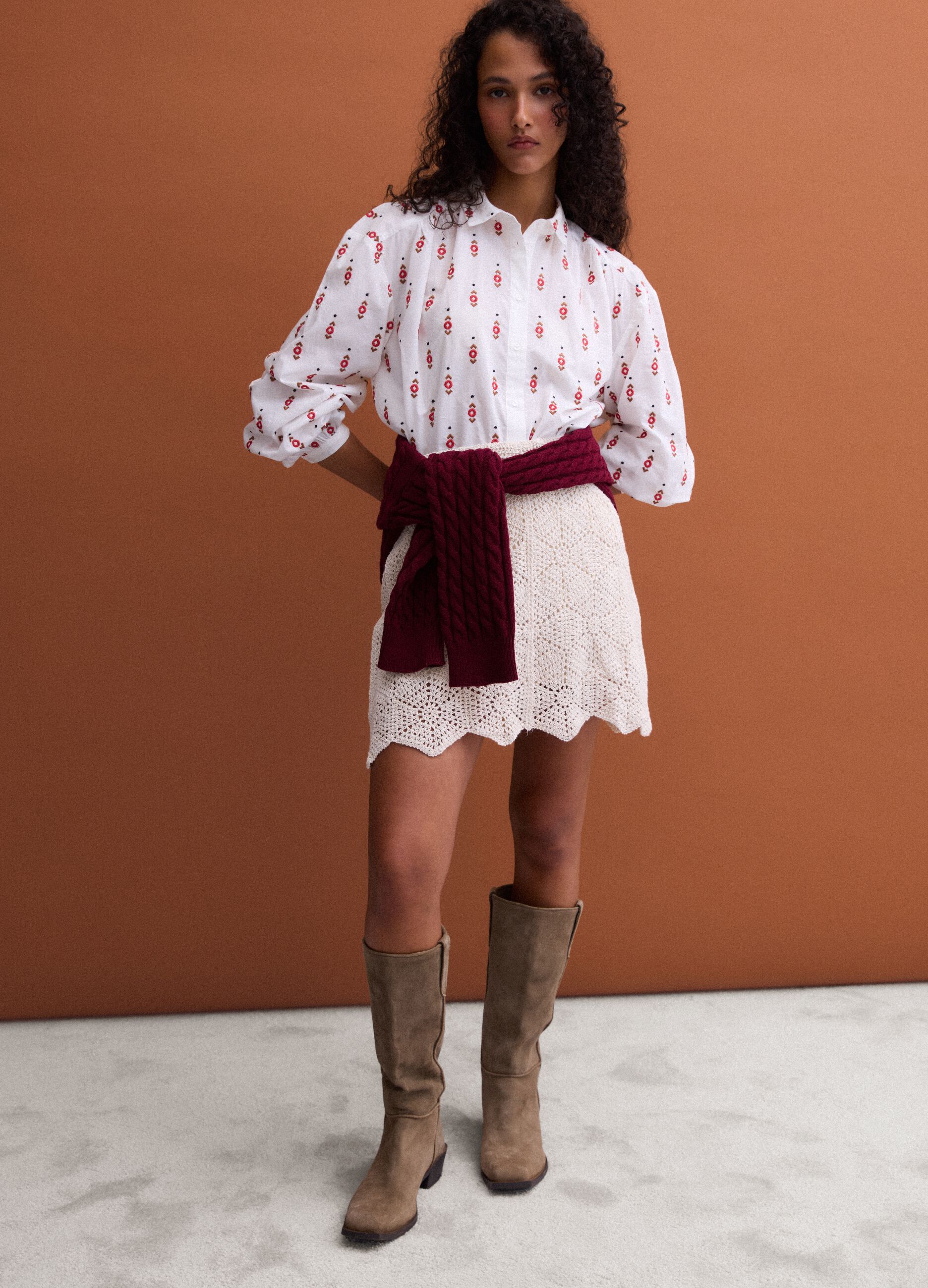 White pure cotton embroidered-pattern shirt, regular fit