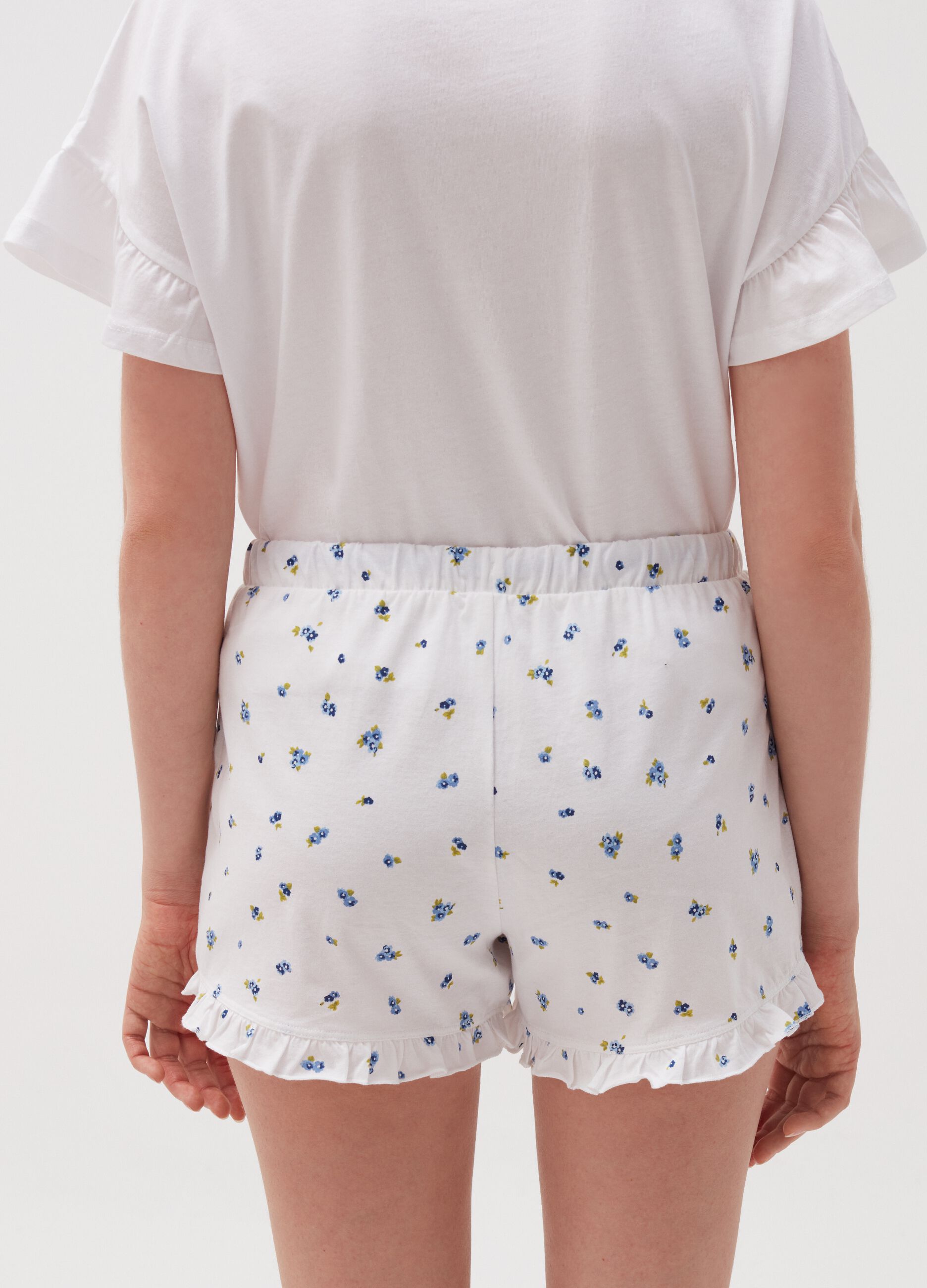 Cotton pyjama shorts with flowers print