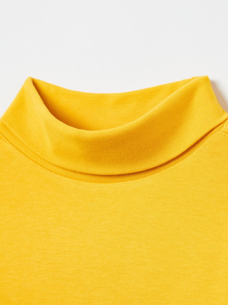 T-shirt maniche lunghe a collo alto_2