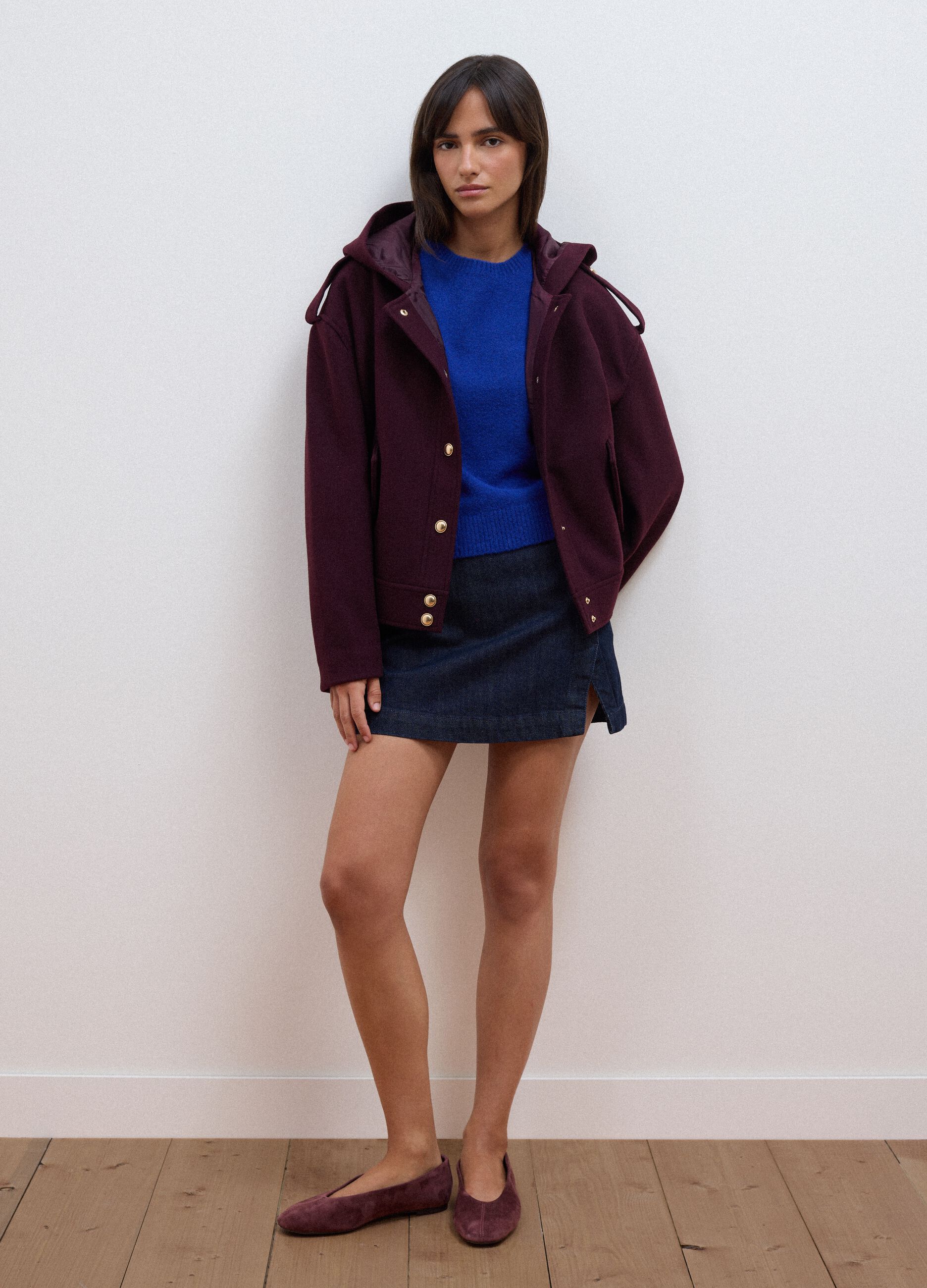 Purple hooded jacket with press-stud fastening