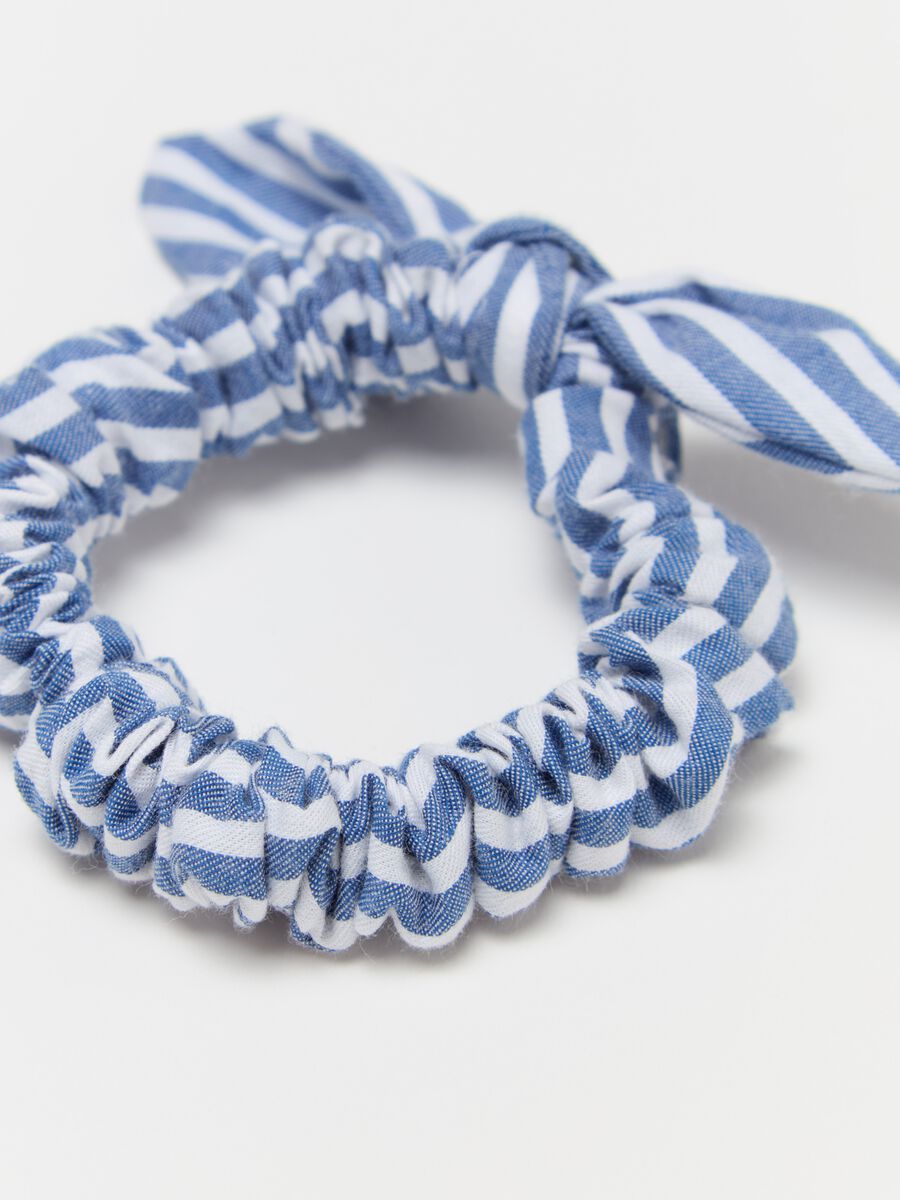 Three-pack hair elastics with bow_2